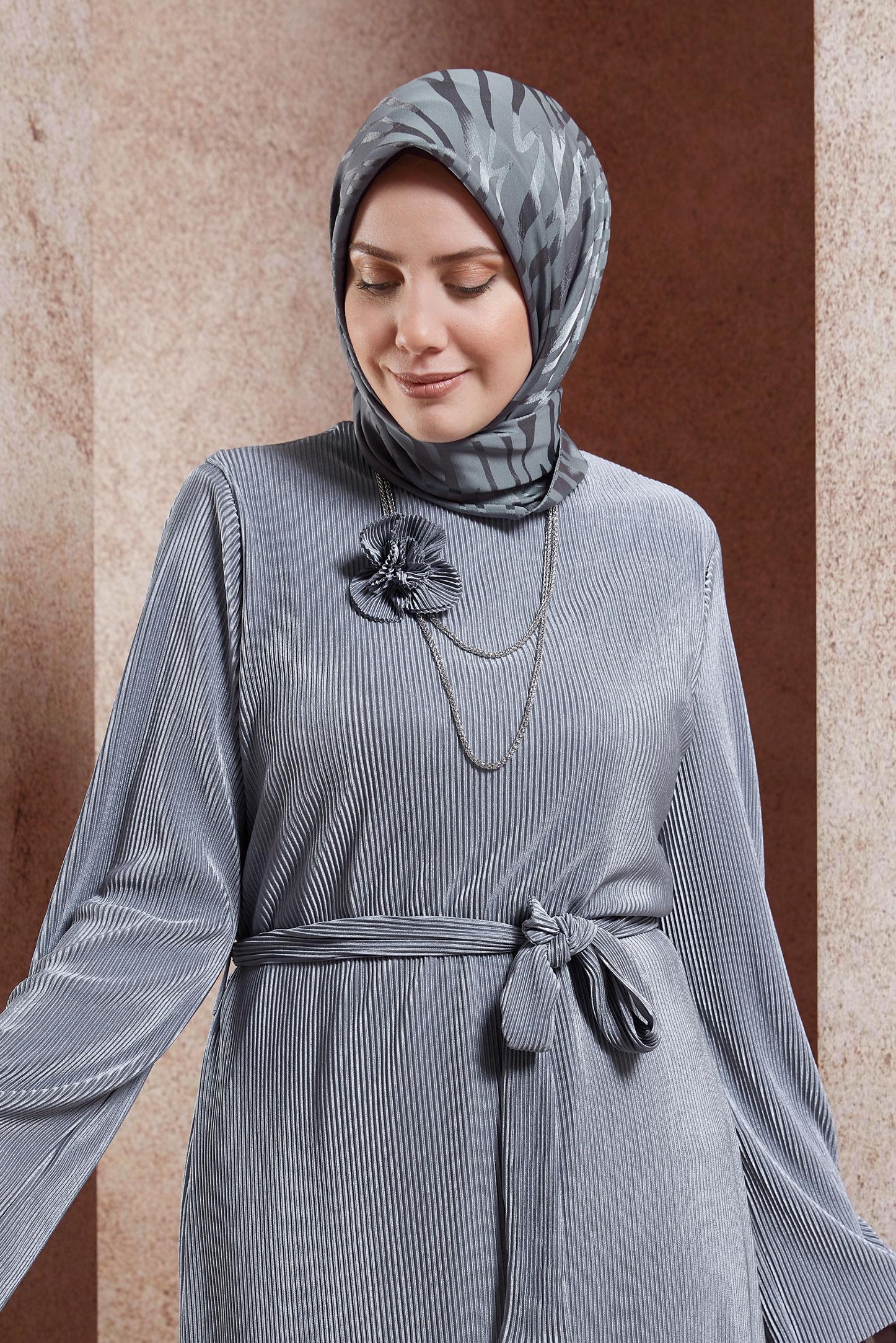 Tesettür giyim GRİ ALVİNA ZEBRA DESEN JAKAR EŞARP 8454