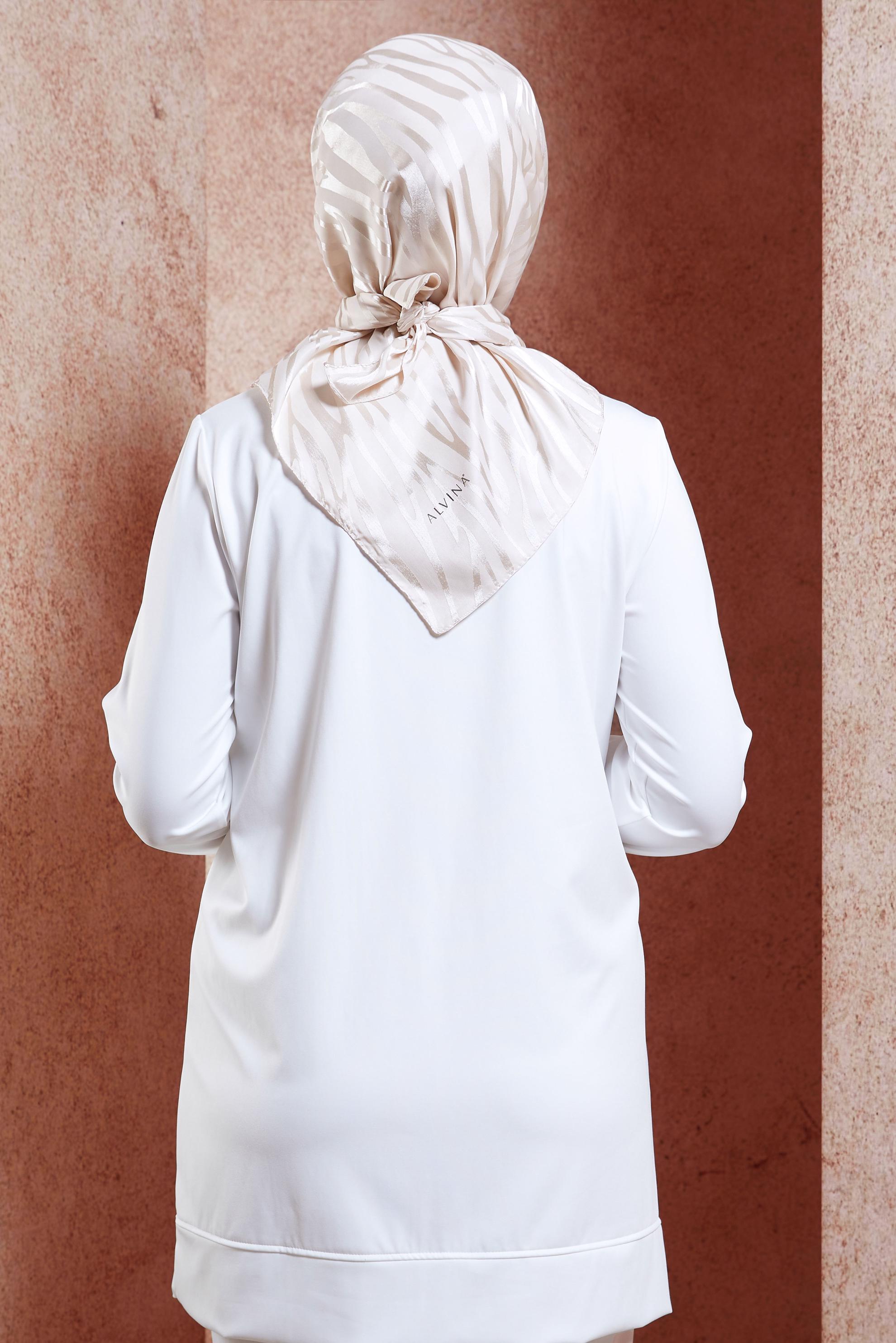 Tesettür giyim KUM ALVİNA ZEBRA DESEN JAKAR EŞARP 8454