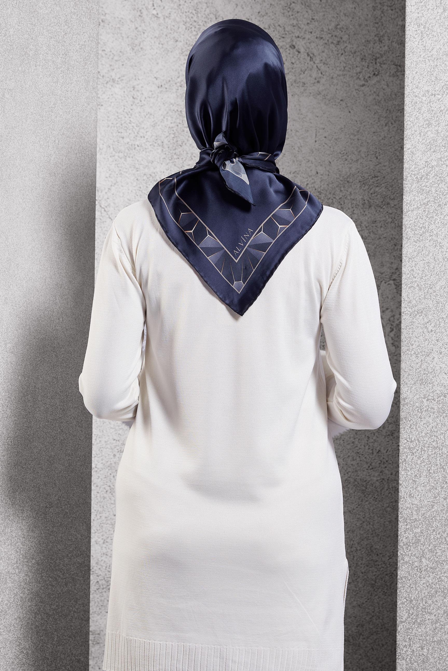 Tesettür giyim LACİVERT ALVİNA İPEK EŞARP 5101