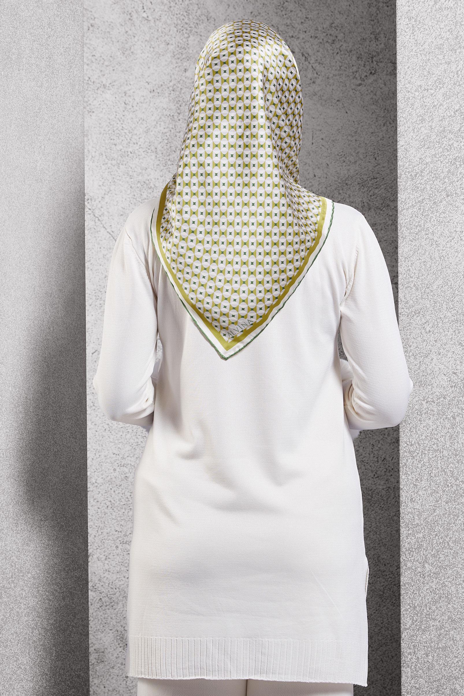 Tesettür giyim YEŞİL ALVİNA DESENLİ İPEK EŞARP 51342