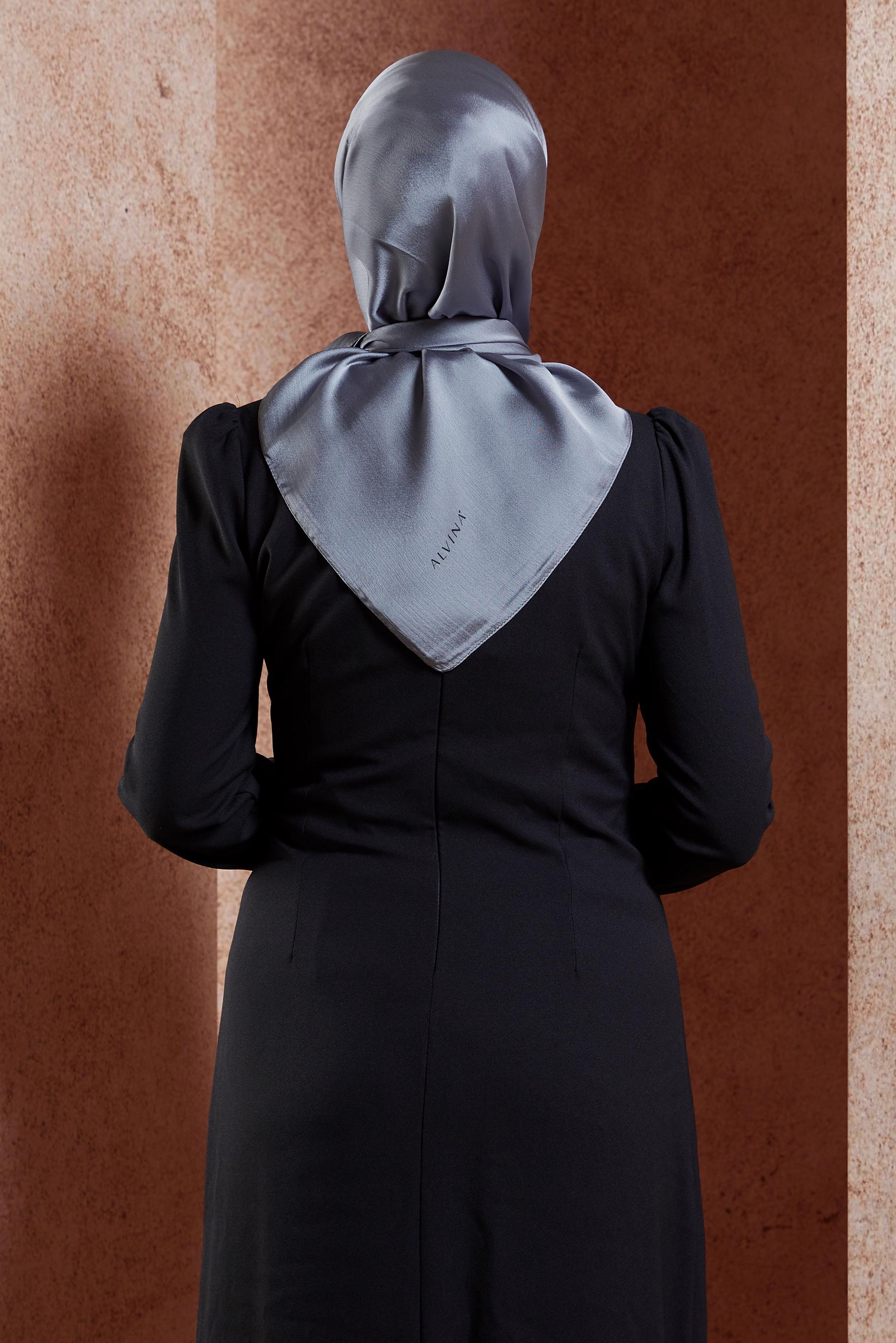 Tesettür giyim GÜMÜŞ ALVİNA EŞARP 8455