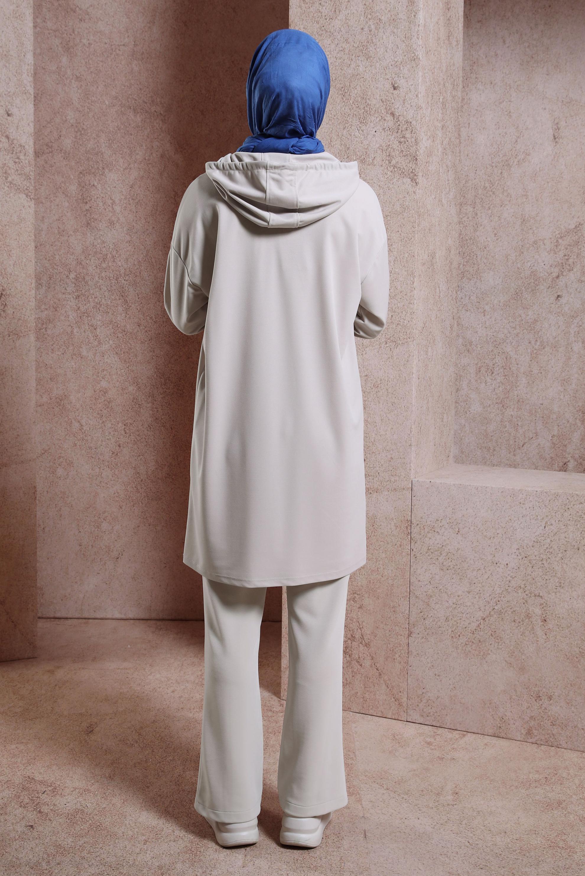 Tesettür giyim BEJ KAPÜŞONLU EŞOFMAN TUNİK 43846