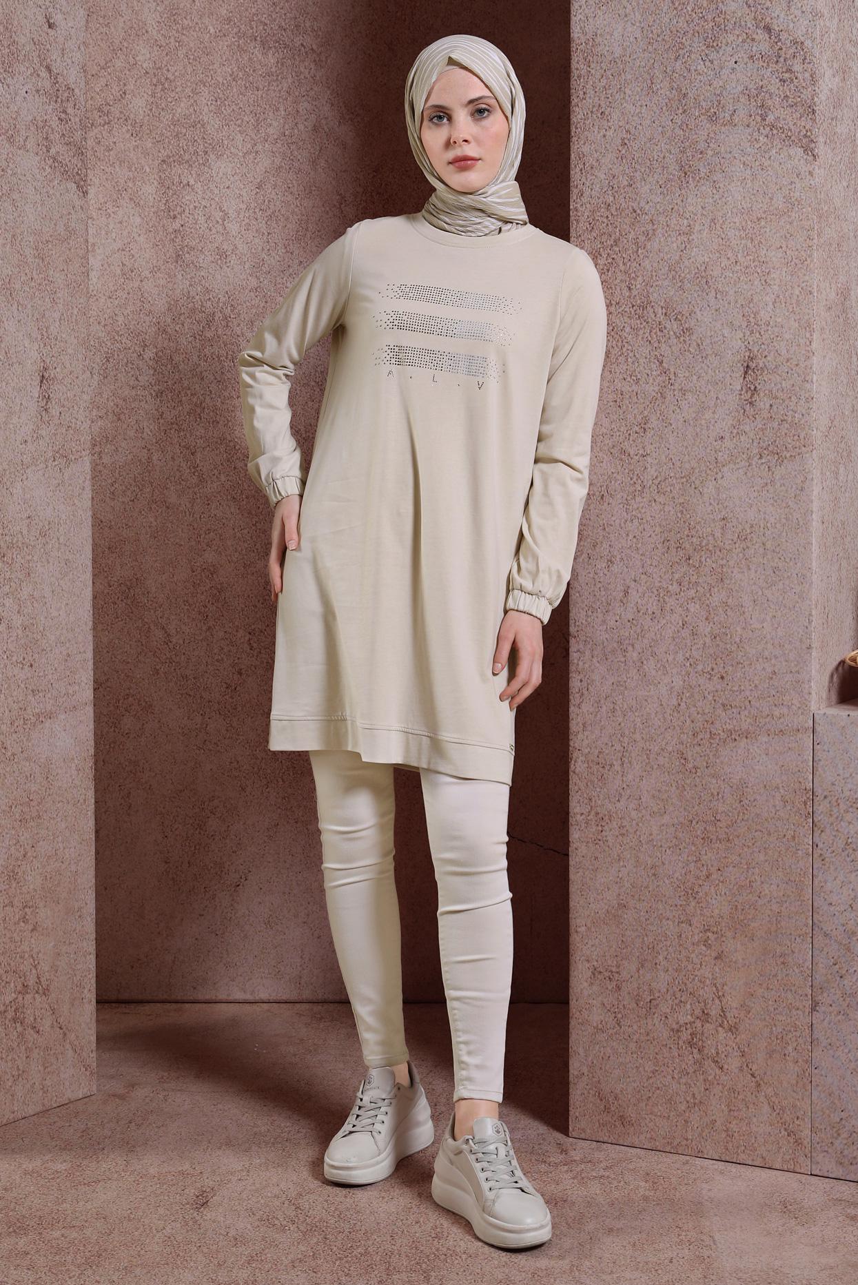 Tesettür giyim BEJ TAŞLI EŞOFMAN TUNİK 43847