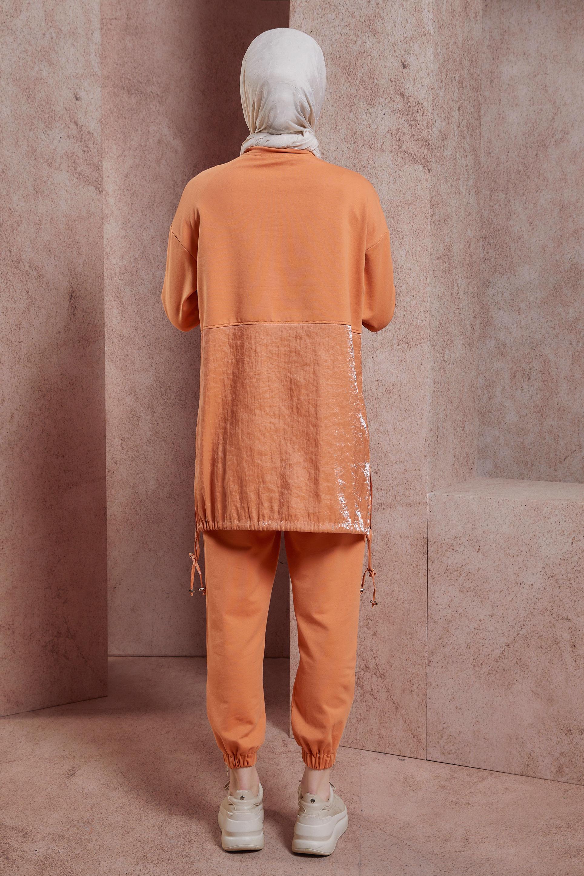 Tesettür giyim TURUNCU YAZI BASKILI PANTOLONLU EŞOFMAN TAKIM 44405