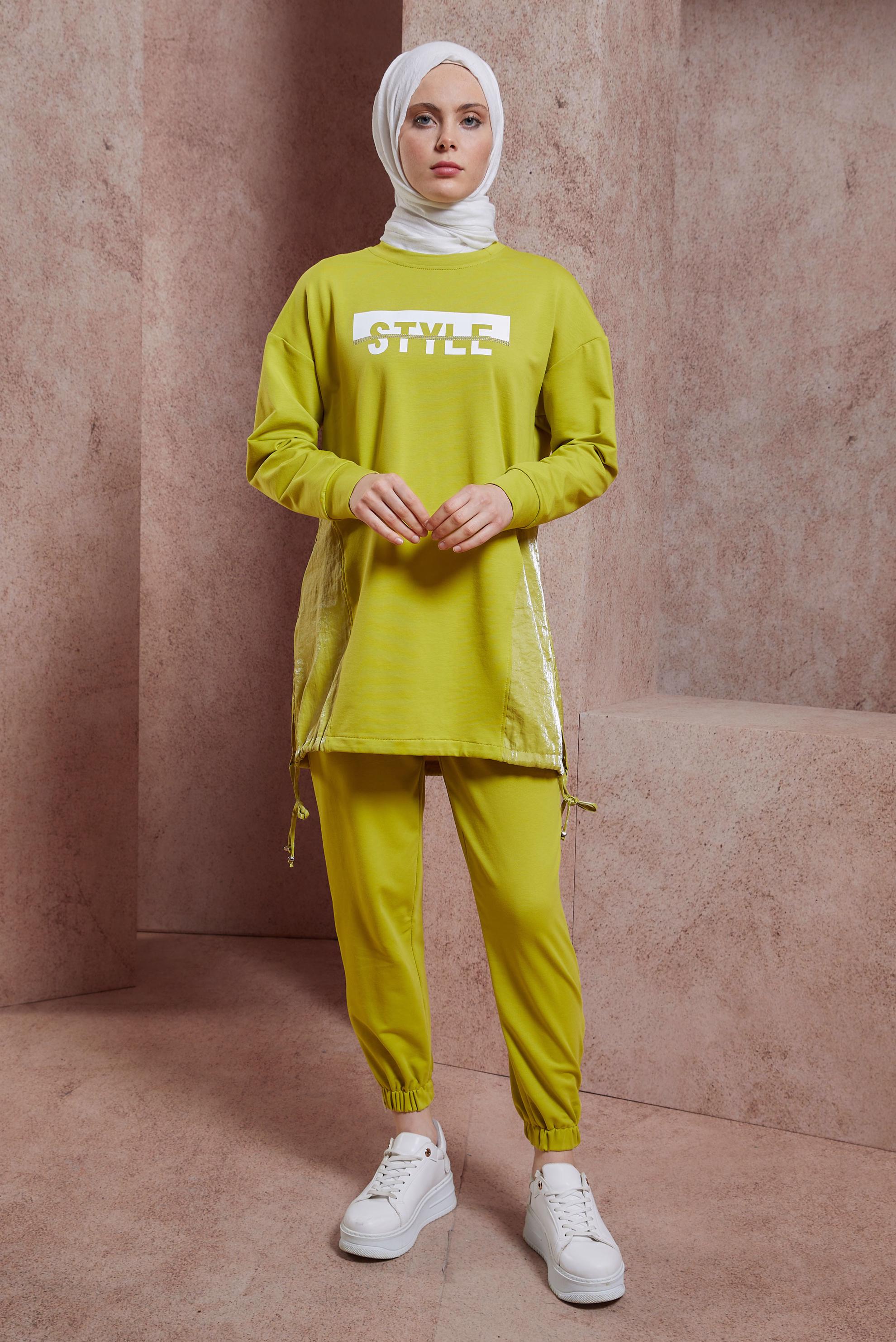 Tesettür giyim YEŞİL YAZI BASKILI PANTOLONLU EŞOFMAN TAKIM 44405