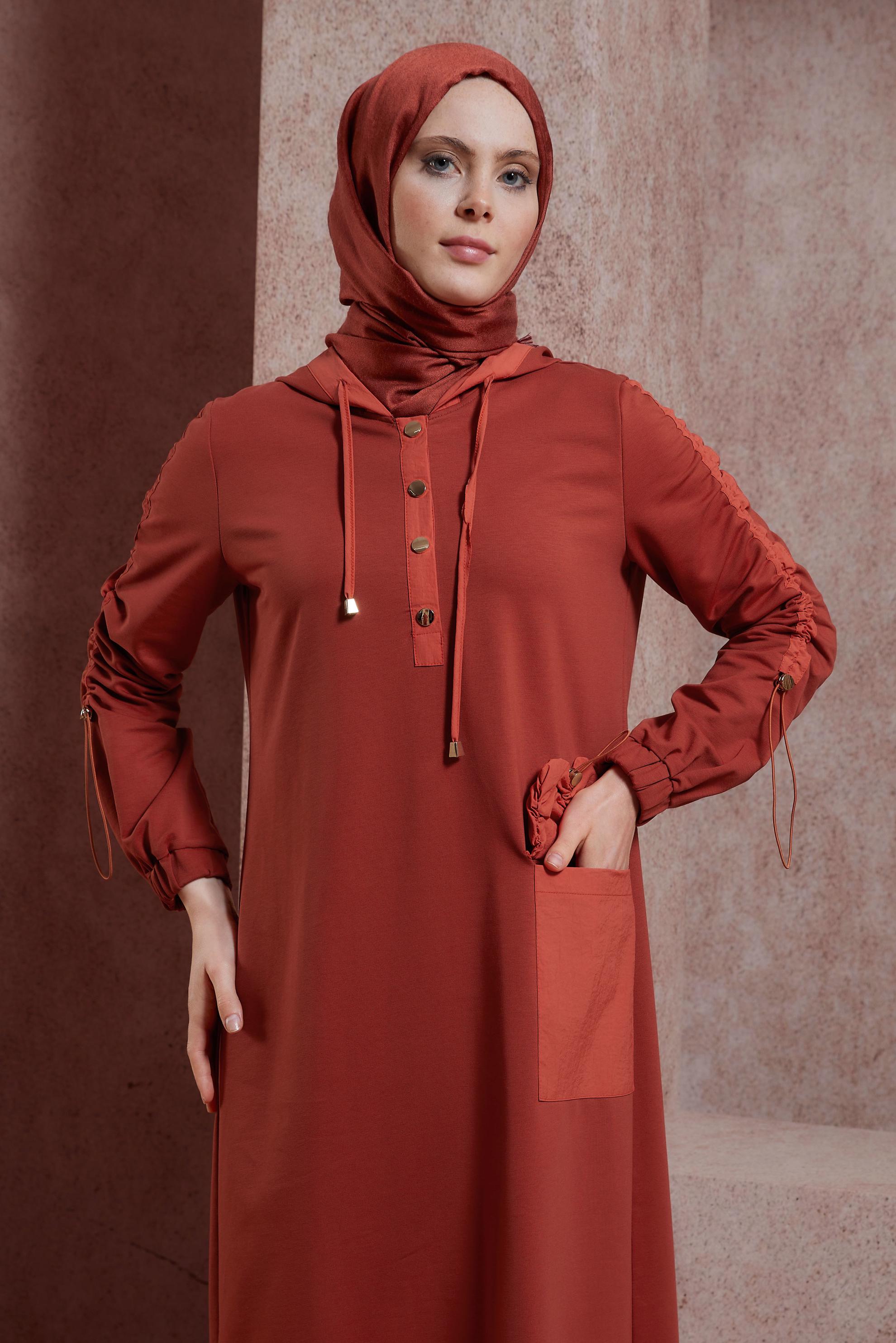 Tesettür giyim TURUNCU KAPÜŞONLU EŞOFMAN ELBİSE 44407