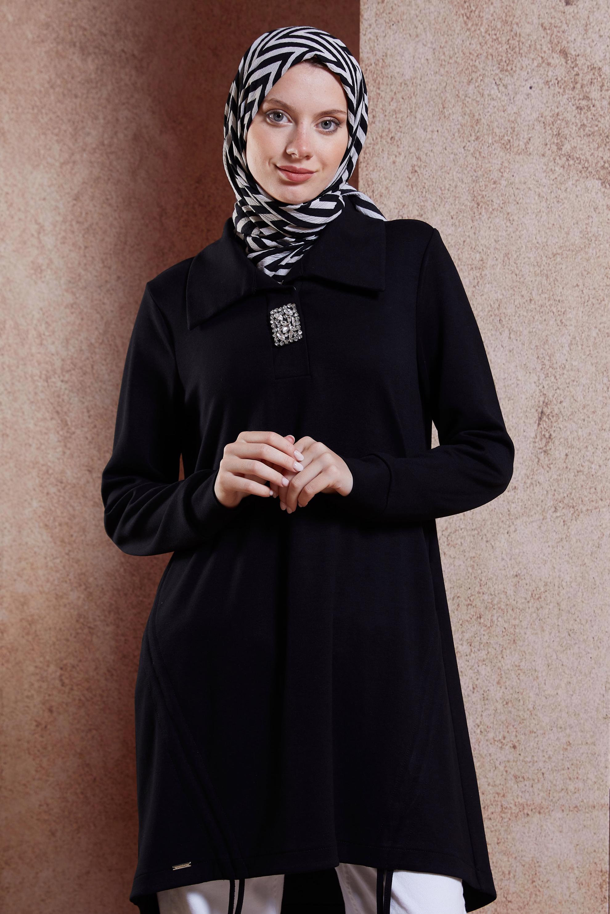 Tesettür giyim SİYAH TAŞ DETAYLI EŞOFMAN TUNİK 44451