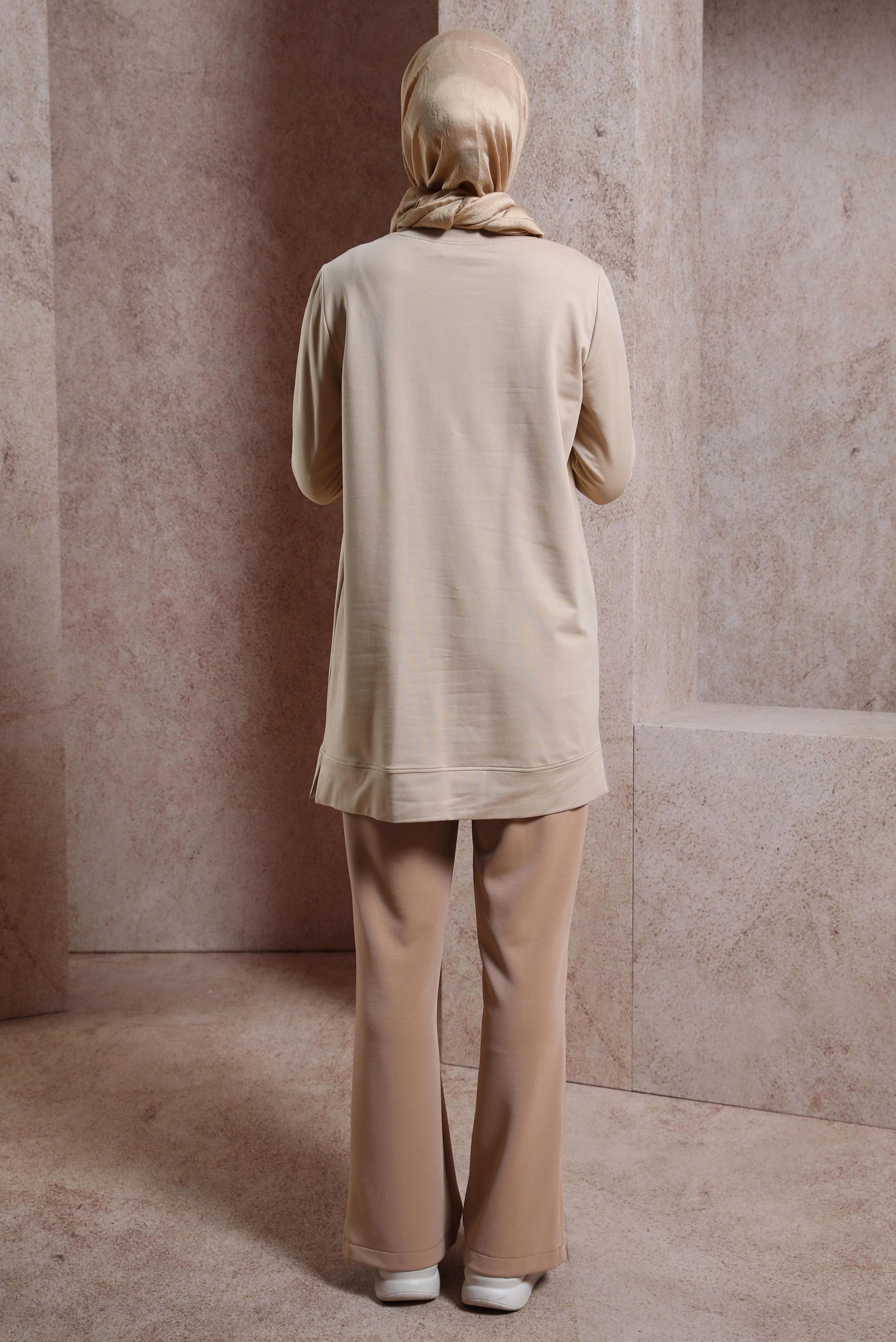 Tesettür giyim BEJ KUŞGÖZÜ DETAYLI EŞOFMAN TUNİK 44452