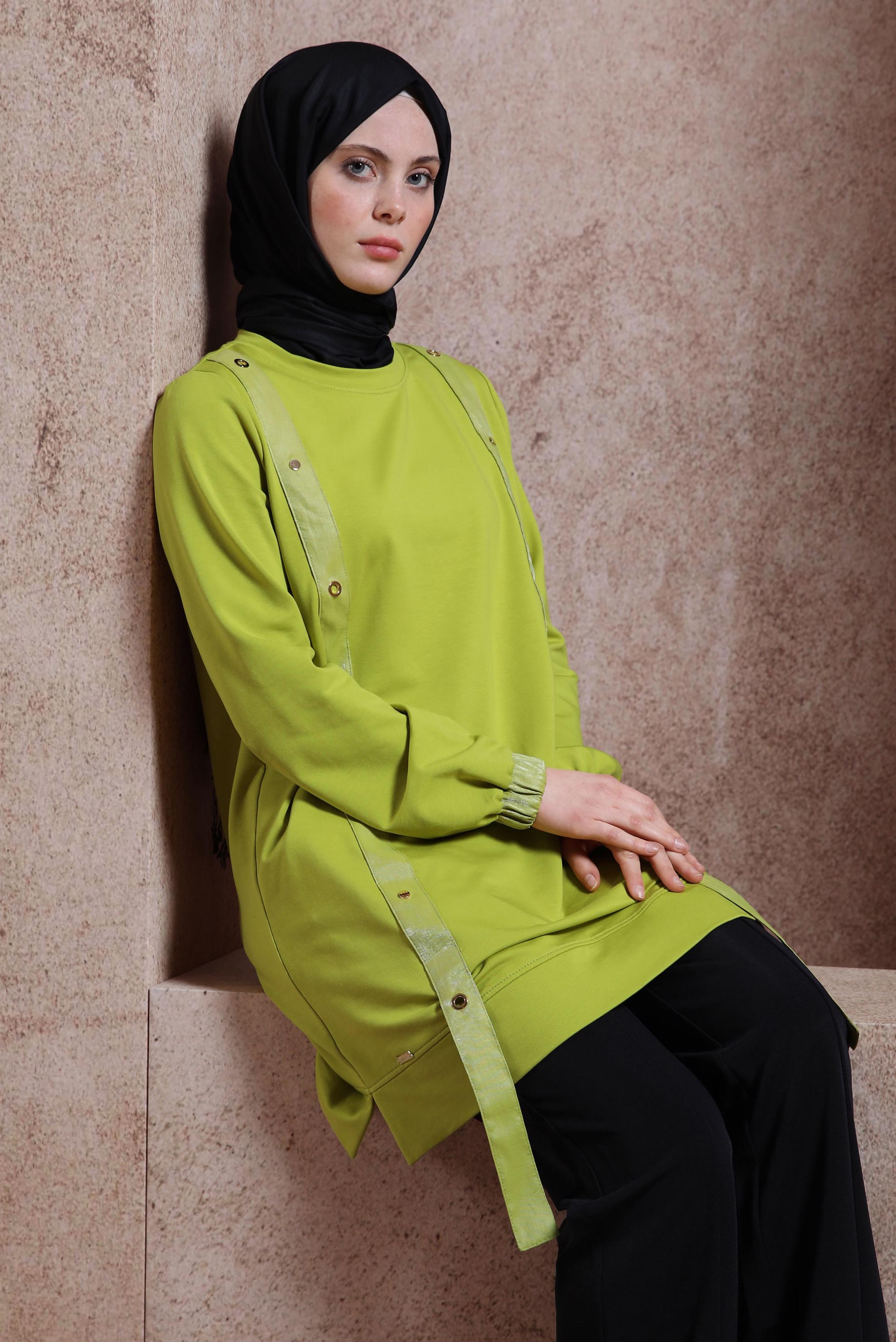 Tesettür giyim YEŞİL KUŞGÖZÜ DETAYLI EŞOFMAN TUNİK 44452