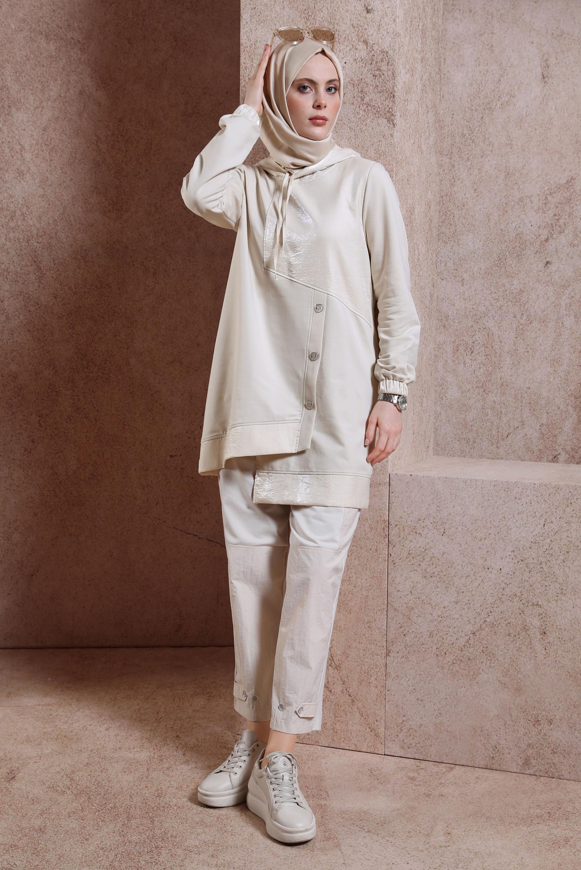 Tesettür giyim BEJ KAPÜŞONLU EŞOFMAN TUNİK 44484