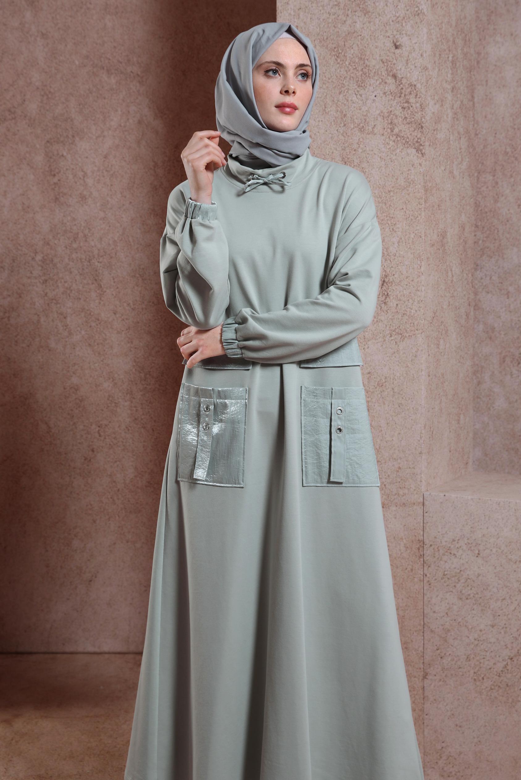 Tesettür giyim GÜMÜŞ CEP DETAYLI EŞOFMAN ELBİSE 44486