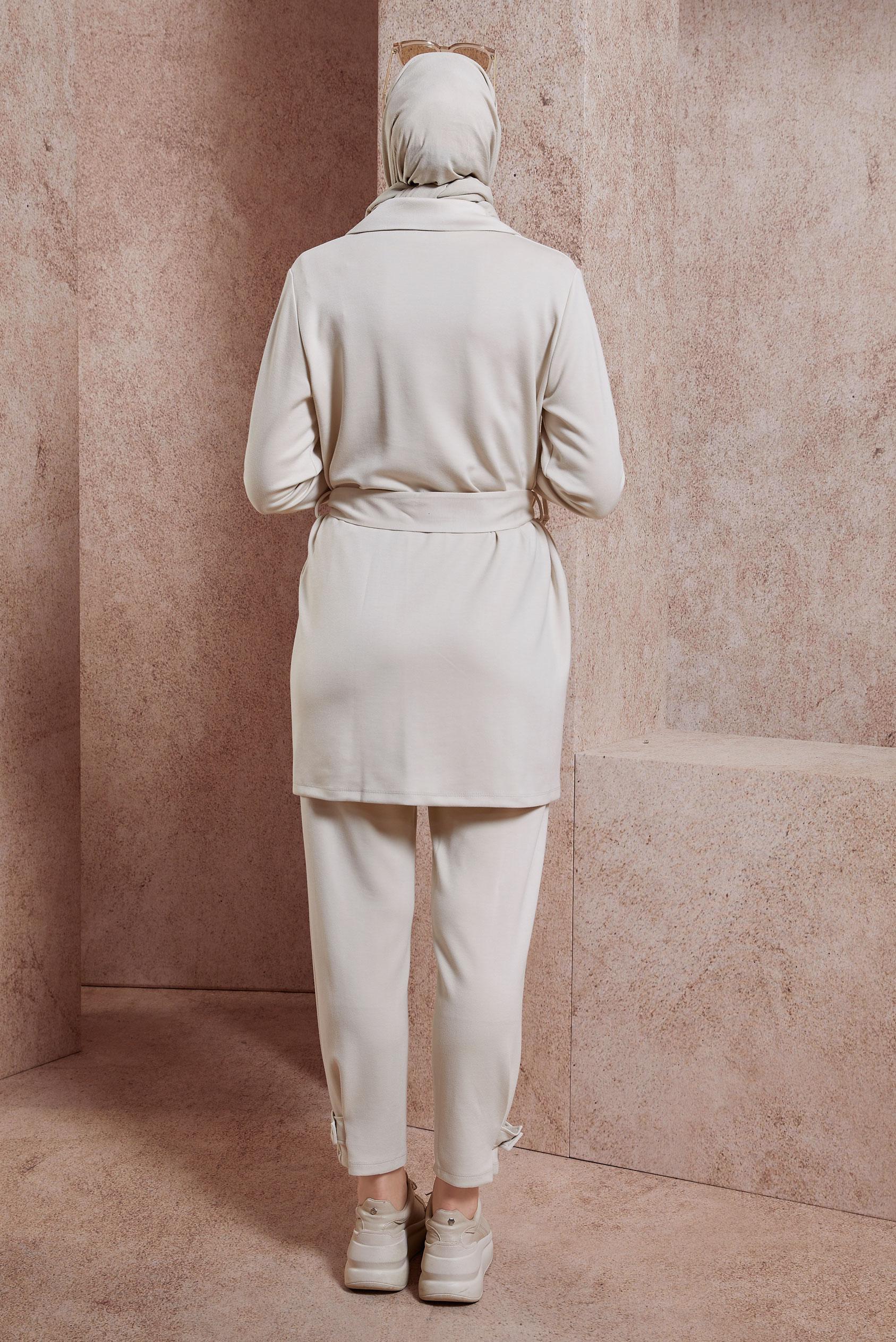 Tesettür giyim BEJ KUŞAKLI PANTOLONLU TAKIM 44499