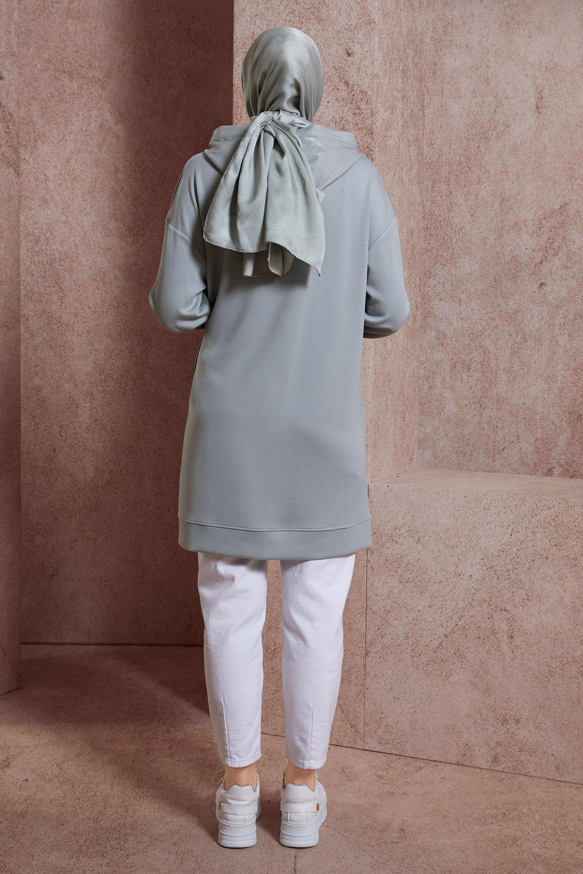 Tesettür giyim GRİ TAŞ BASKILI EŞOFMAN TUNİK 44516