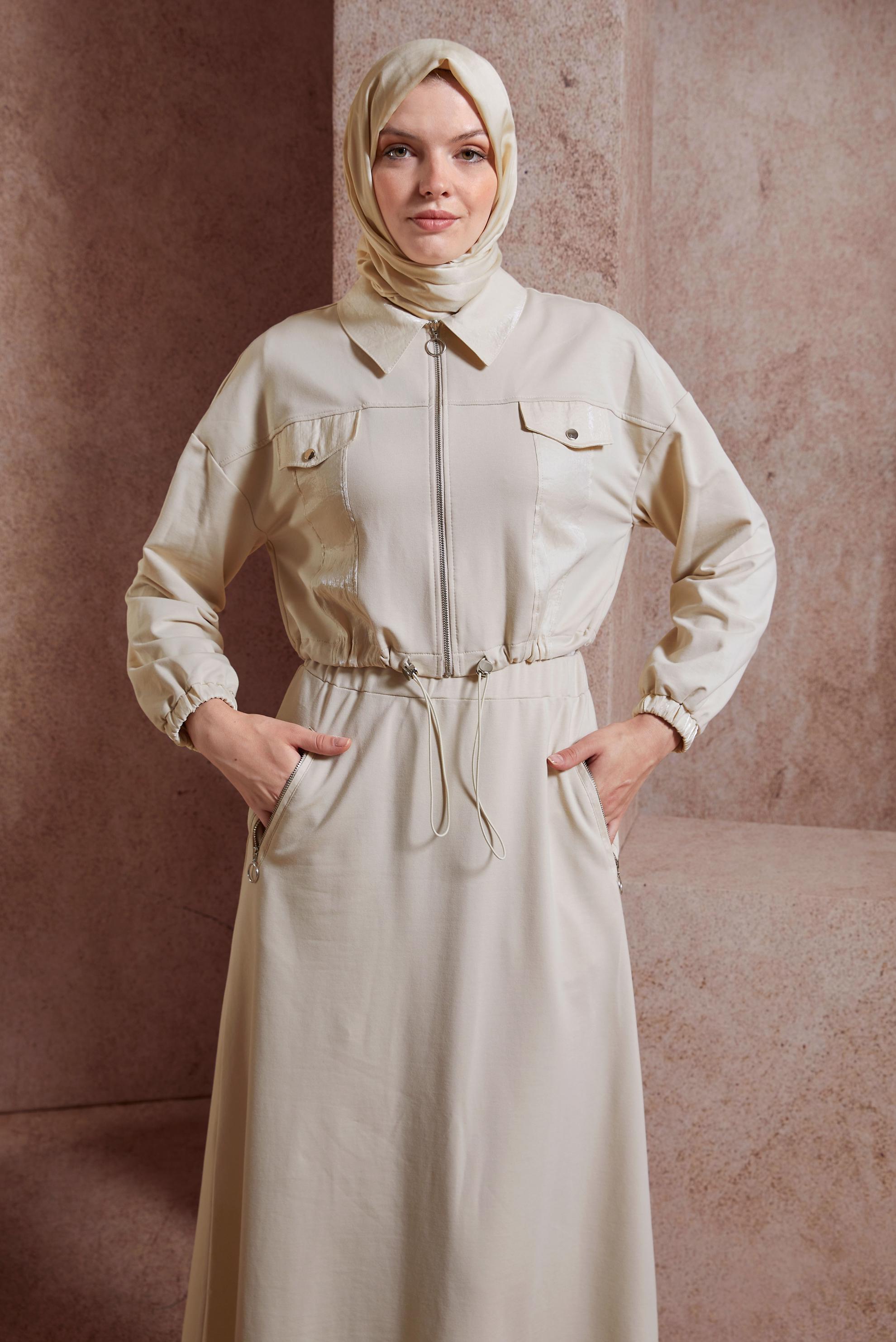 Tesettür giyim BEJ ETEKLİ EŞOFMAN TAKIM 44557