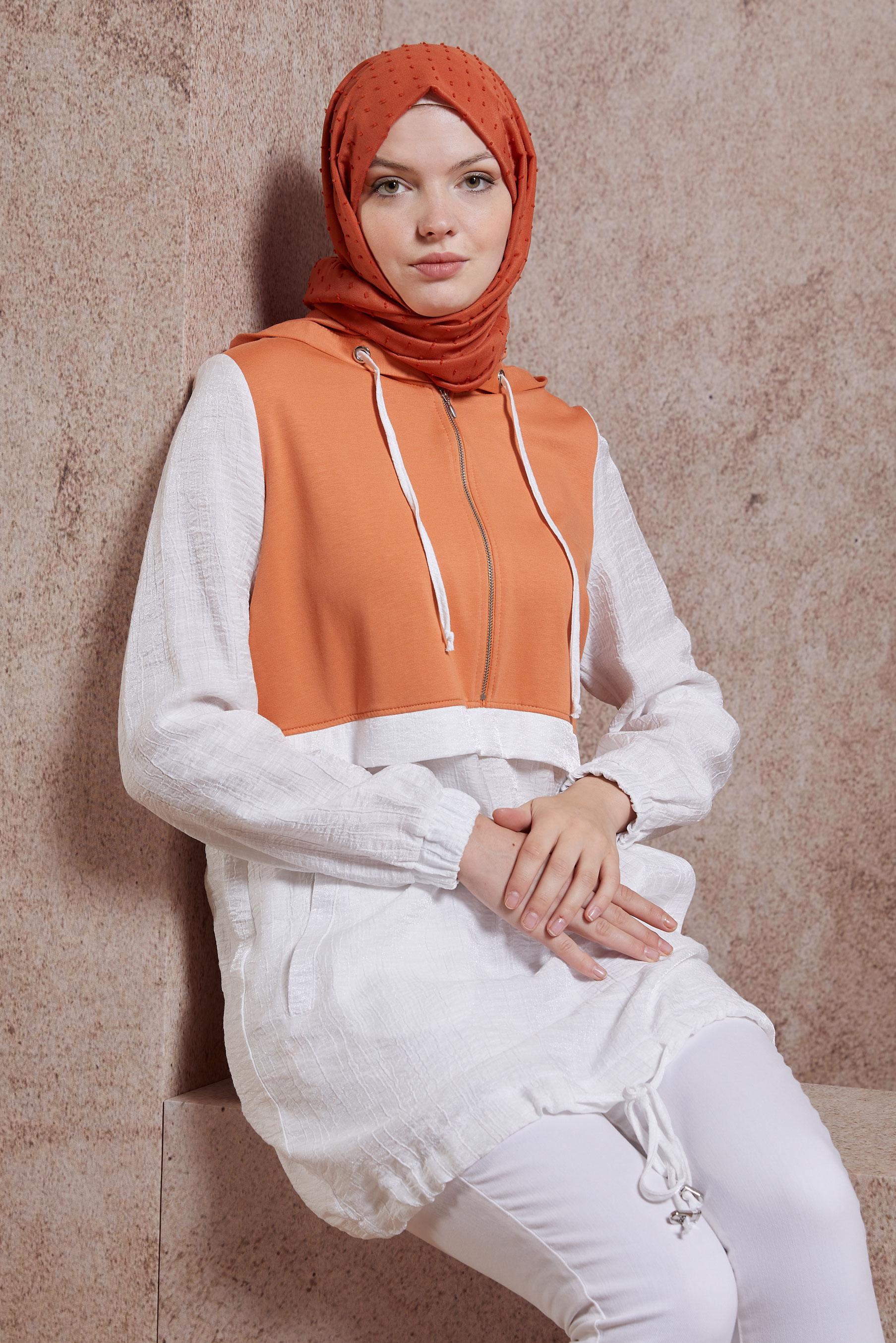 Tesettür giyim BEJ KAPÜŞONLU EŞOFMAN TUNİK 44560