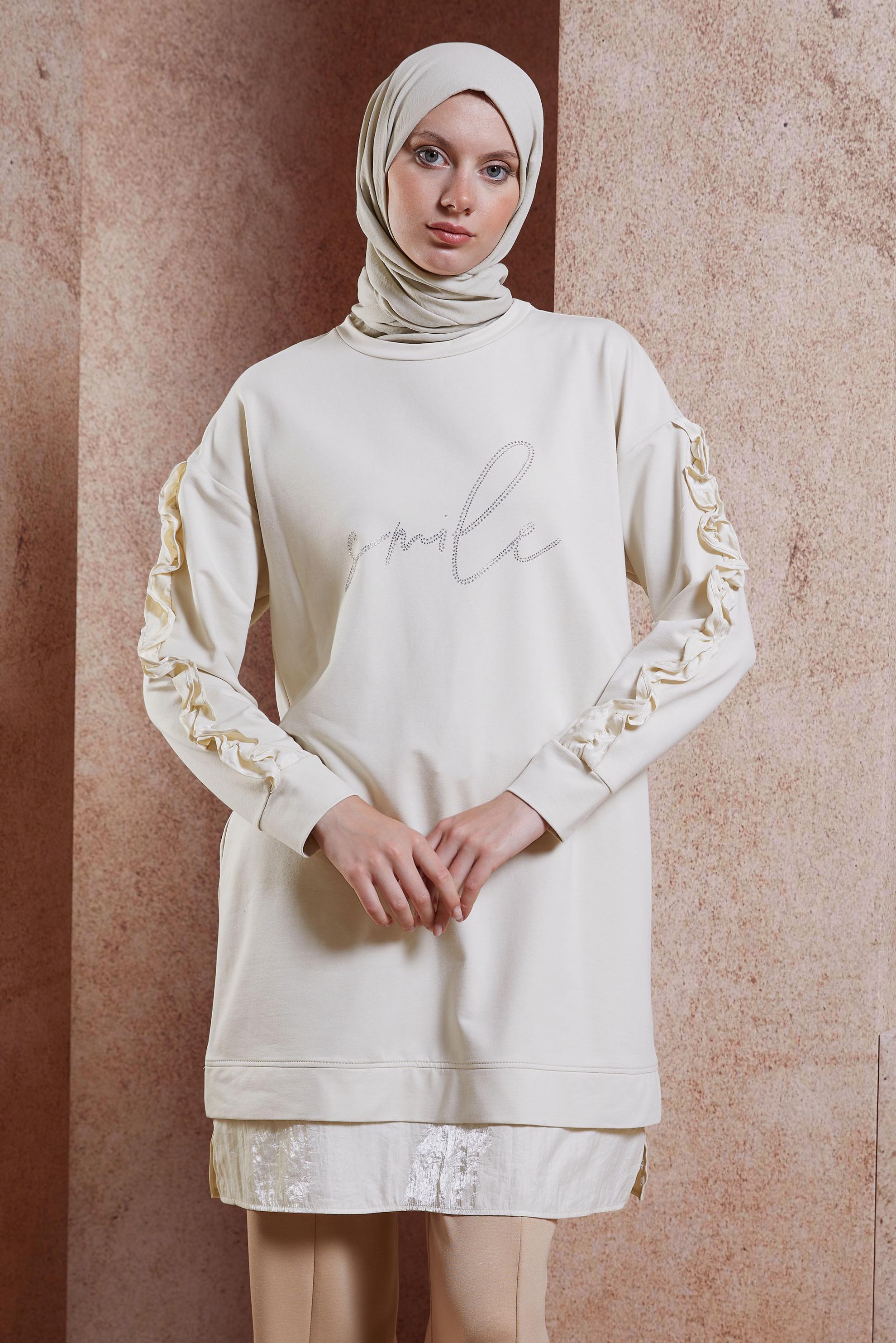 Tesettür giyim BEJ FIRFIR DETAYLI EŞOFMAN TUNİK 44572