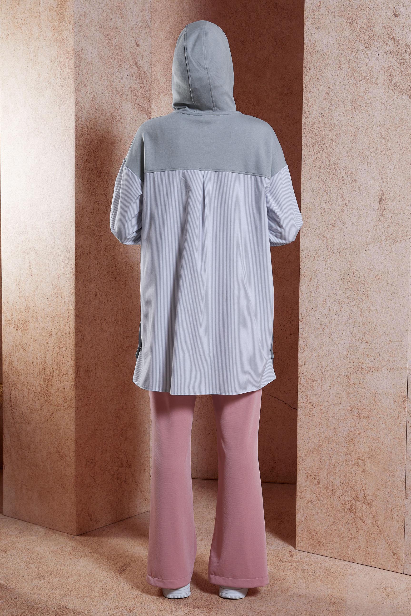 Tesettür giyim GRİ KAPÜŞONLU ÇİZGİLİ EŞOFMAN TUNİK 44620