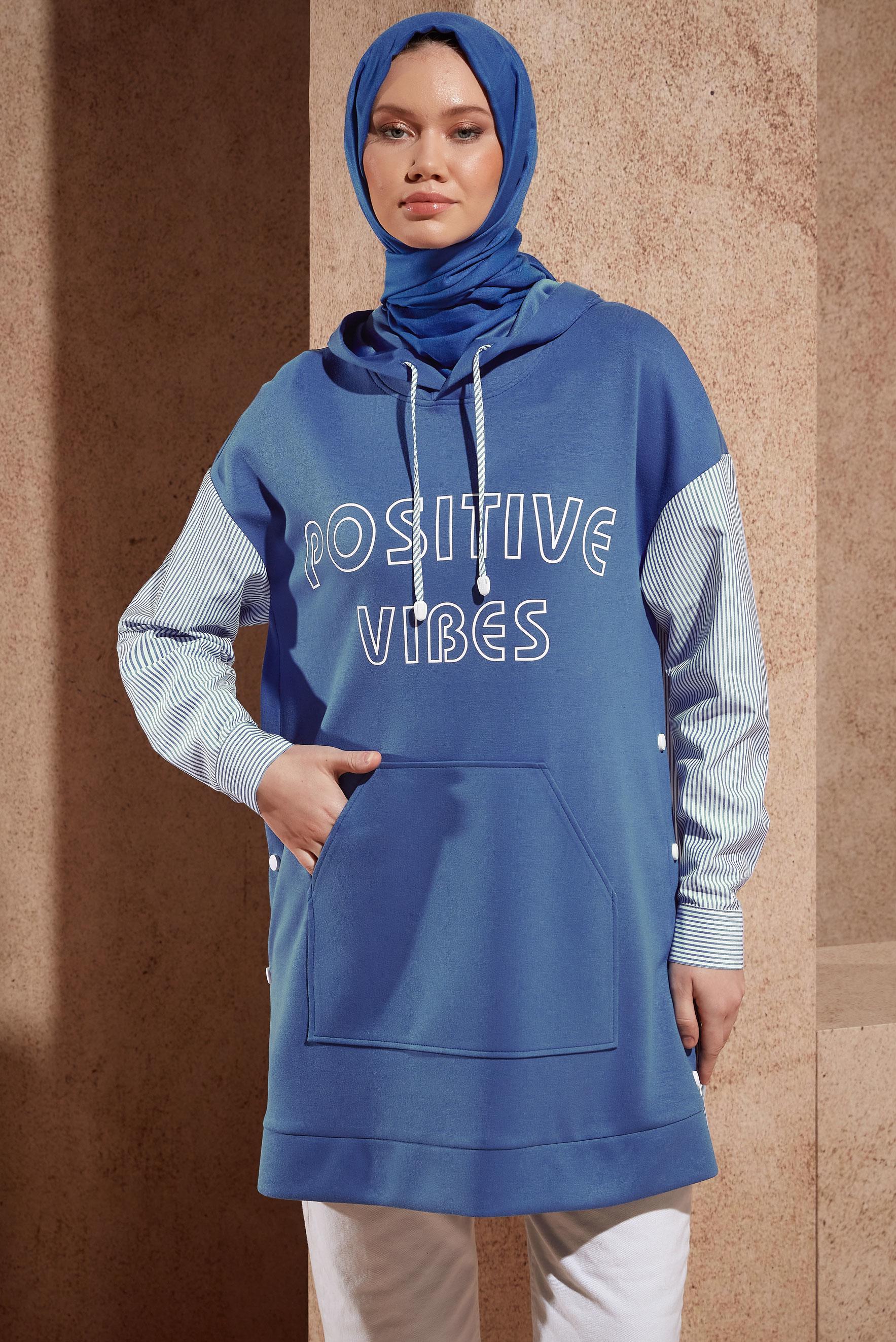 Tesettür giyim LACİVERT KAPÜŞONLU ÇİZGİLİ EŞOFMAN TUNİK 44620