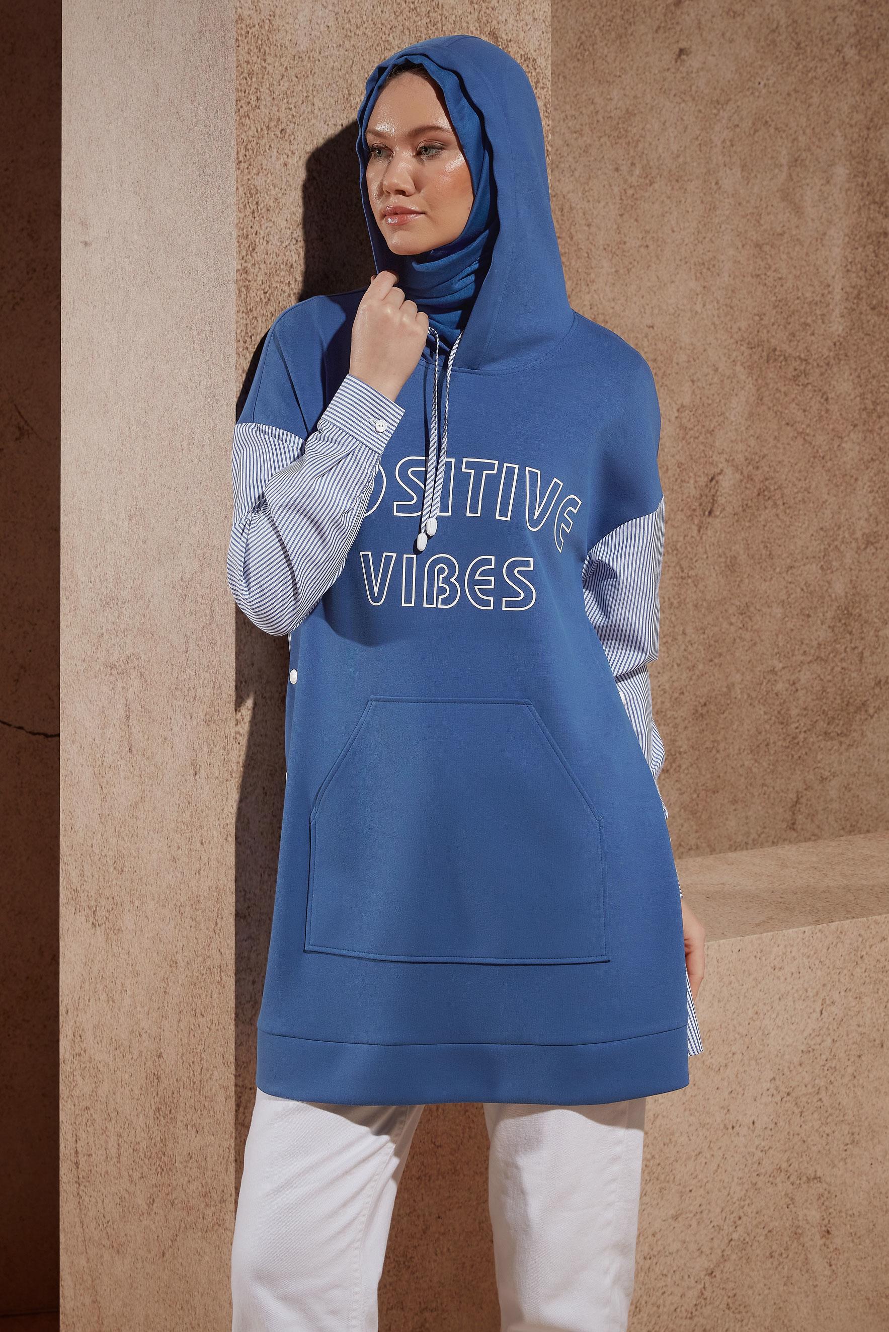 Tesettür giyim LACİVERT KAPÜŞONLU ÇİZGİLİ EŞOFMAN TUNİK 44620