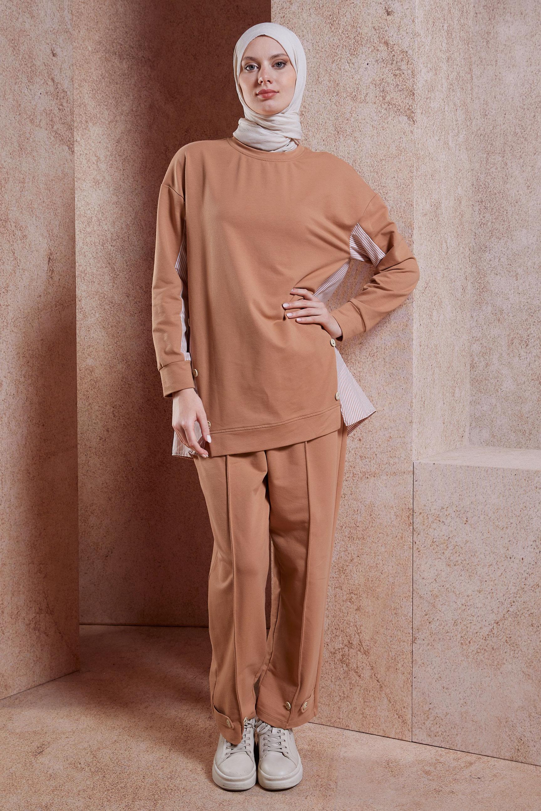 Tesettür giyim PEMBE ÇİZGİLİ PANTOLONLU EŞOFMAN TAKIM 44637