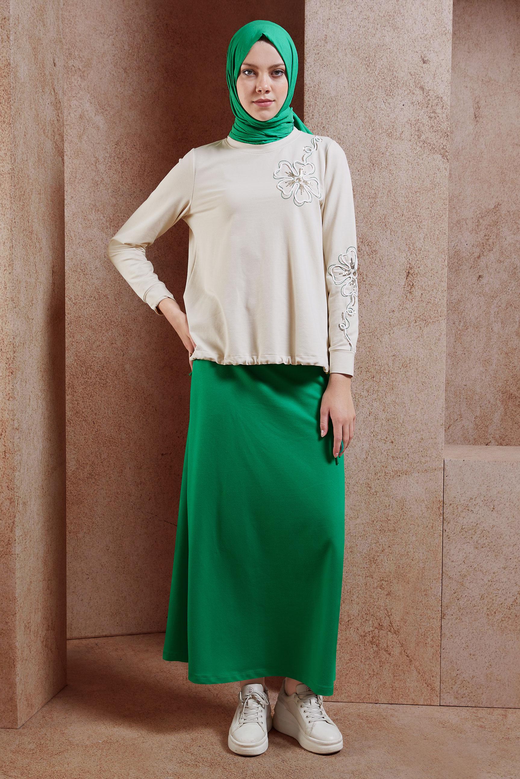 Tesettür giyim YEŞİL ETEKLİ İŞLEMELİ EŞOFMAN TAKIM 44699