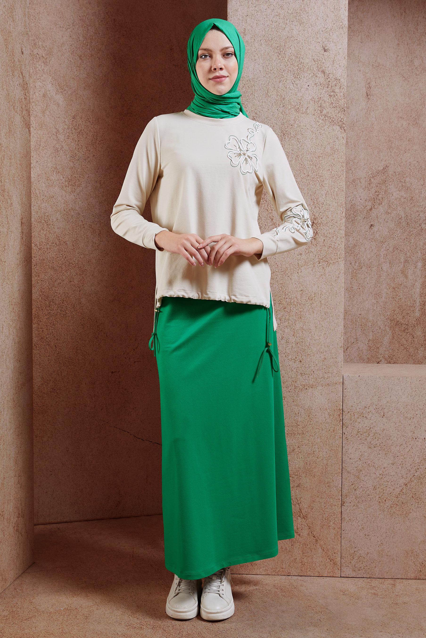 Tesettür giyim YEŞİL ETEKLİ İŞLEMELİ EŞOFMAN TAKIM 44699