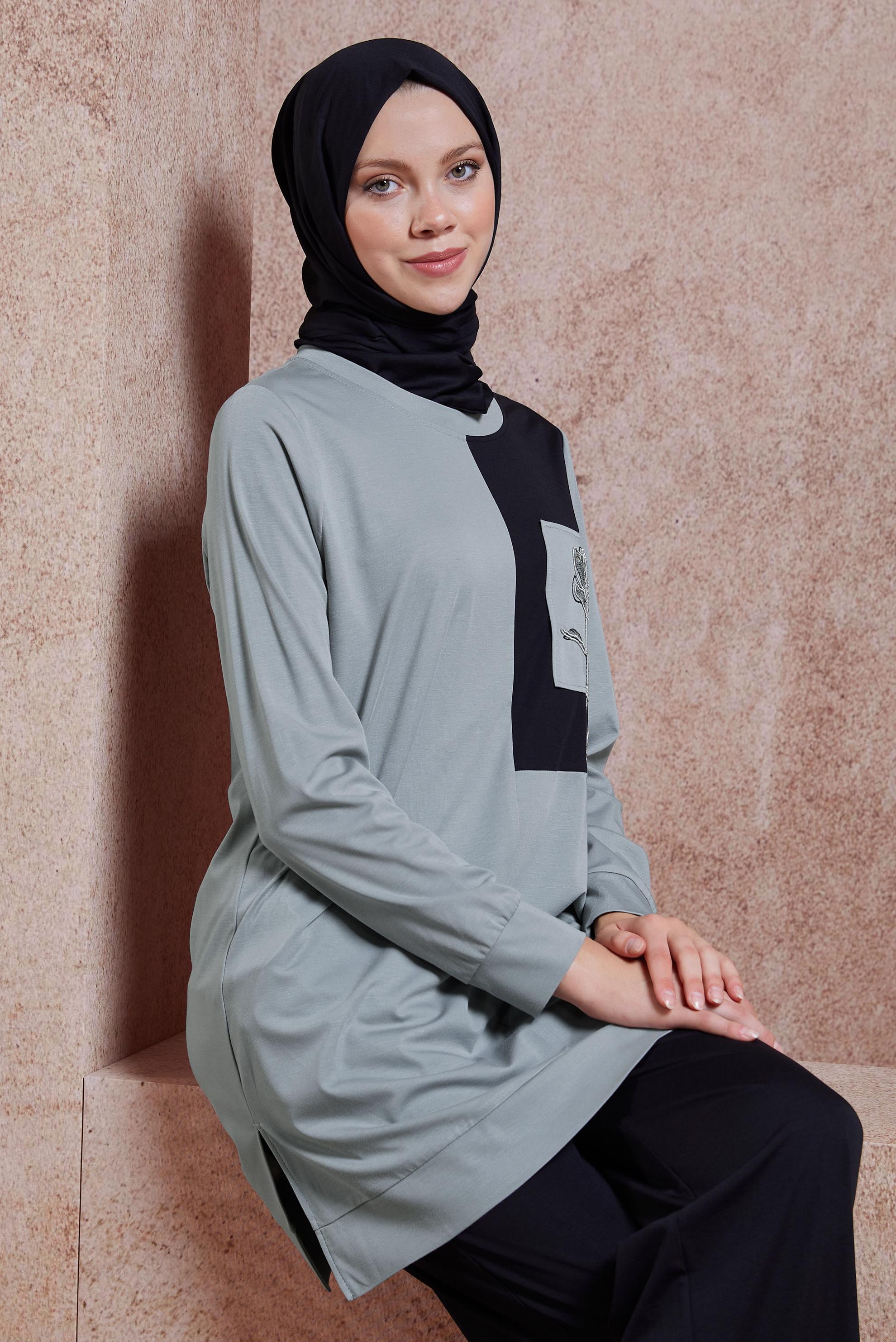 Tesettür giyim GRİ NAKIŞLI PANTOLONLU EŞOFMAN TAKIM 44700