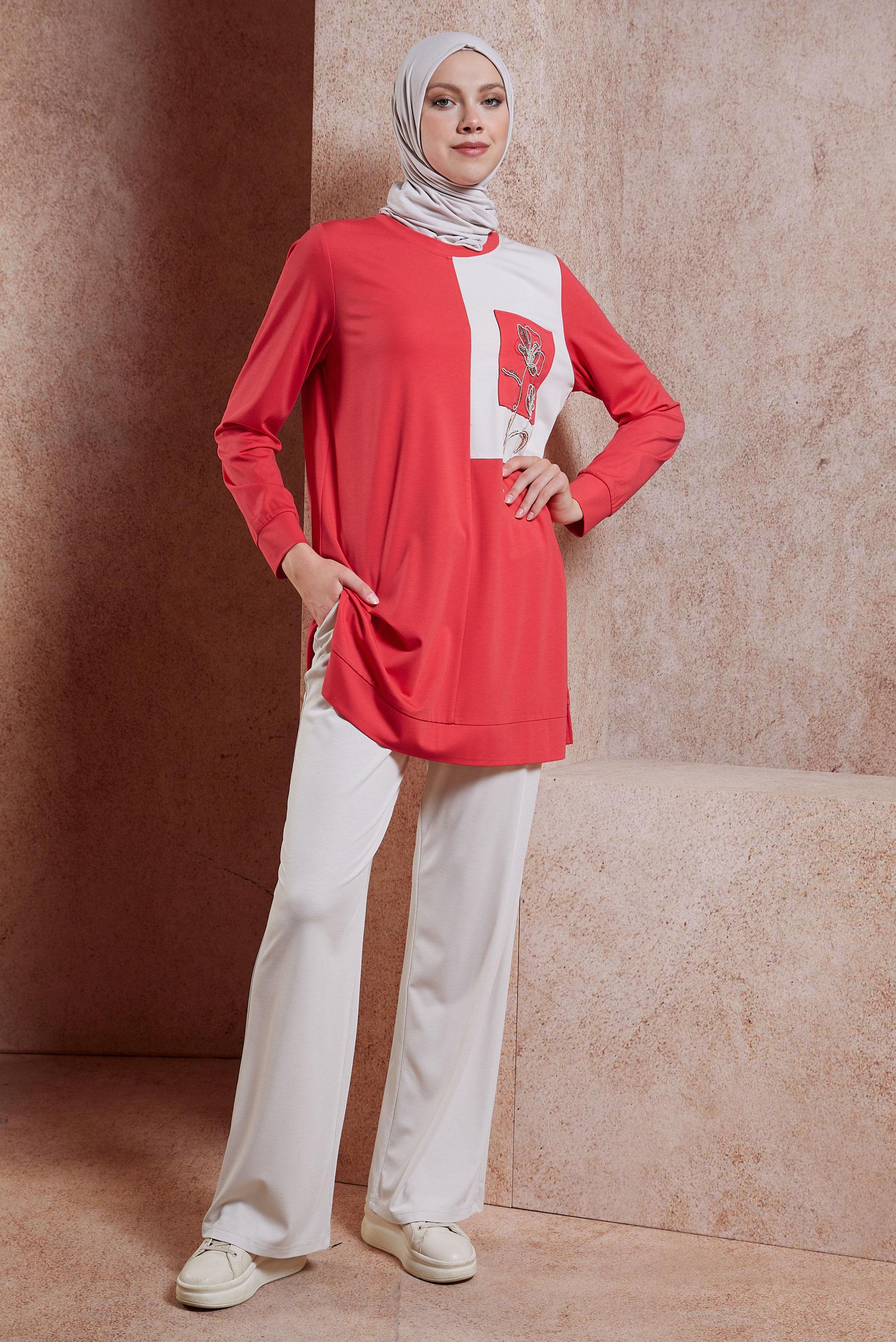 Tesettür giyim KIRMIZI NAKIŞLI PANTOLONLU EŞOFMAN TAKIM 44700