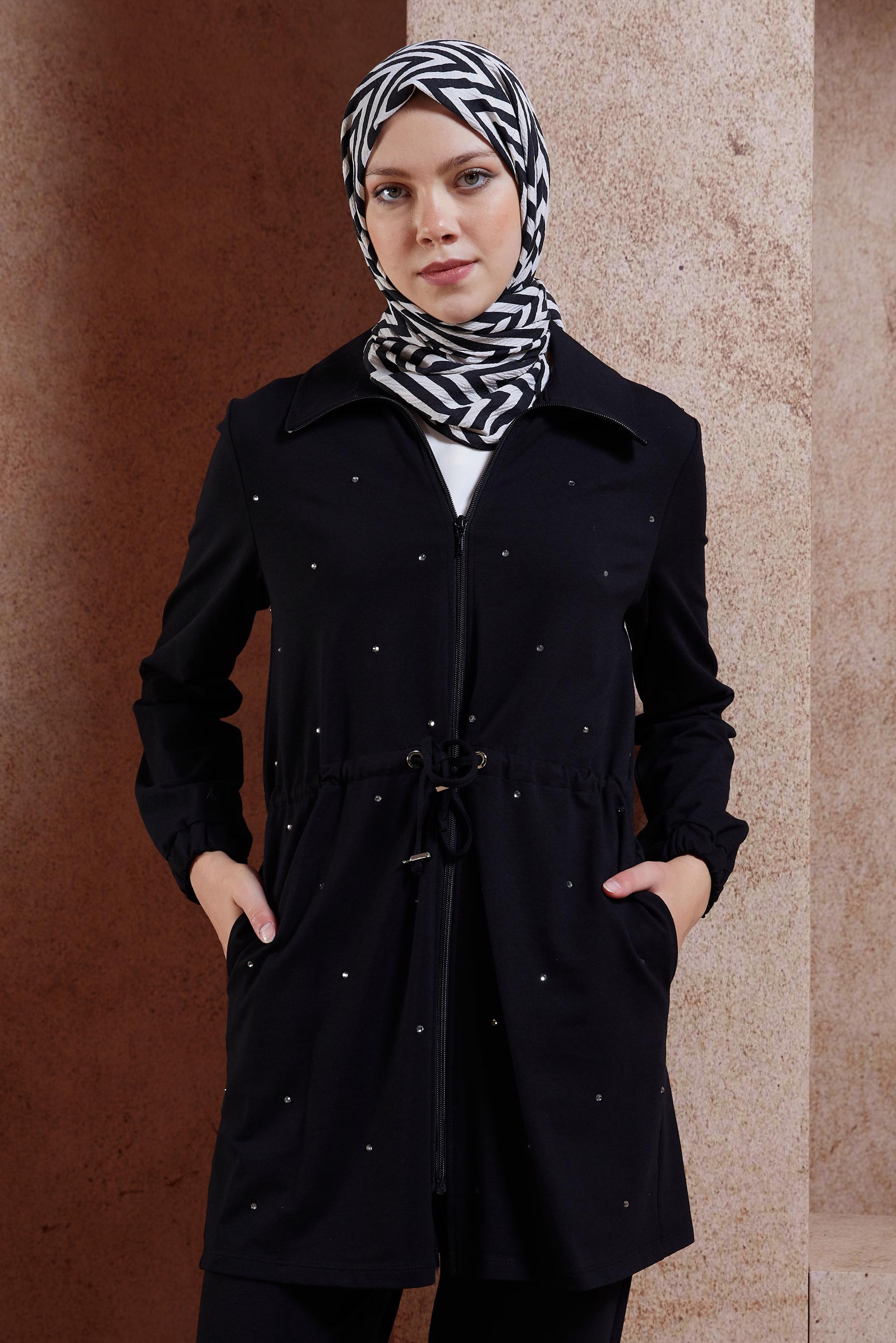 Tesettür giyim SİYAH TAŞLI PANTOLONLU EŞOFMAN TAKIM 44702