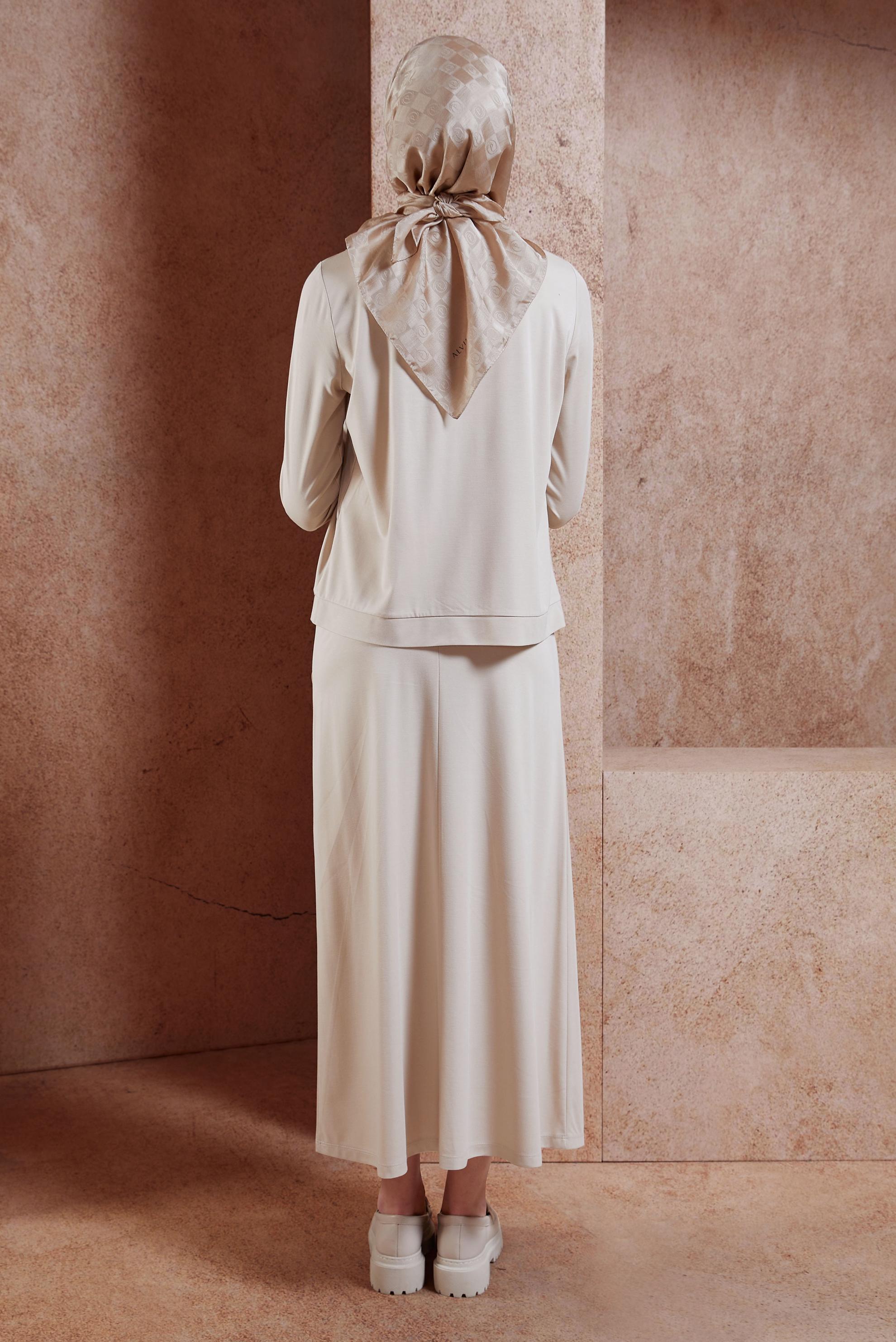 Tesettür giyim KUM BROŞ DETAYLI ETEKLİ EŞOFMAN TAKIM 44726