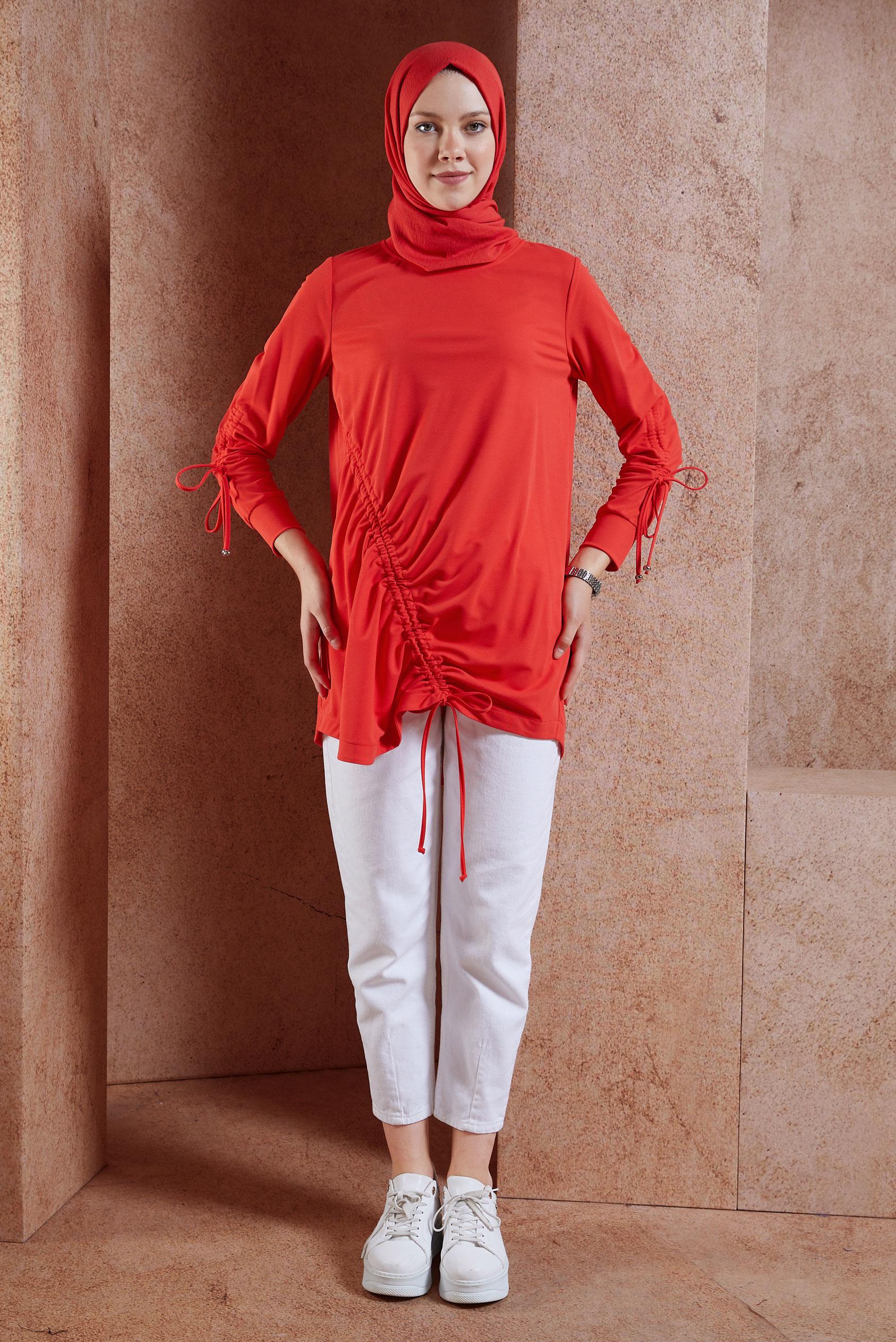 Tesettür giyim KIRMIZI BÜZGÜ DETAYLI EŞOFMAN TUNİK 44766