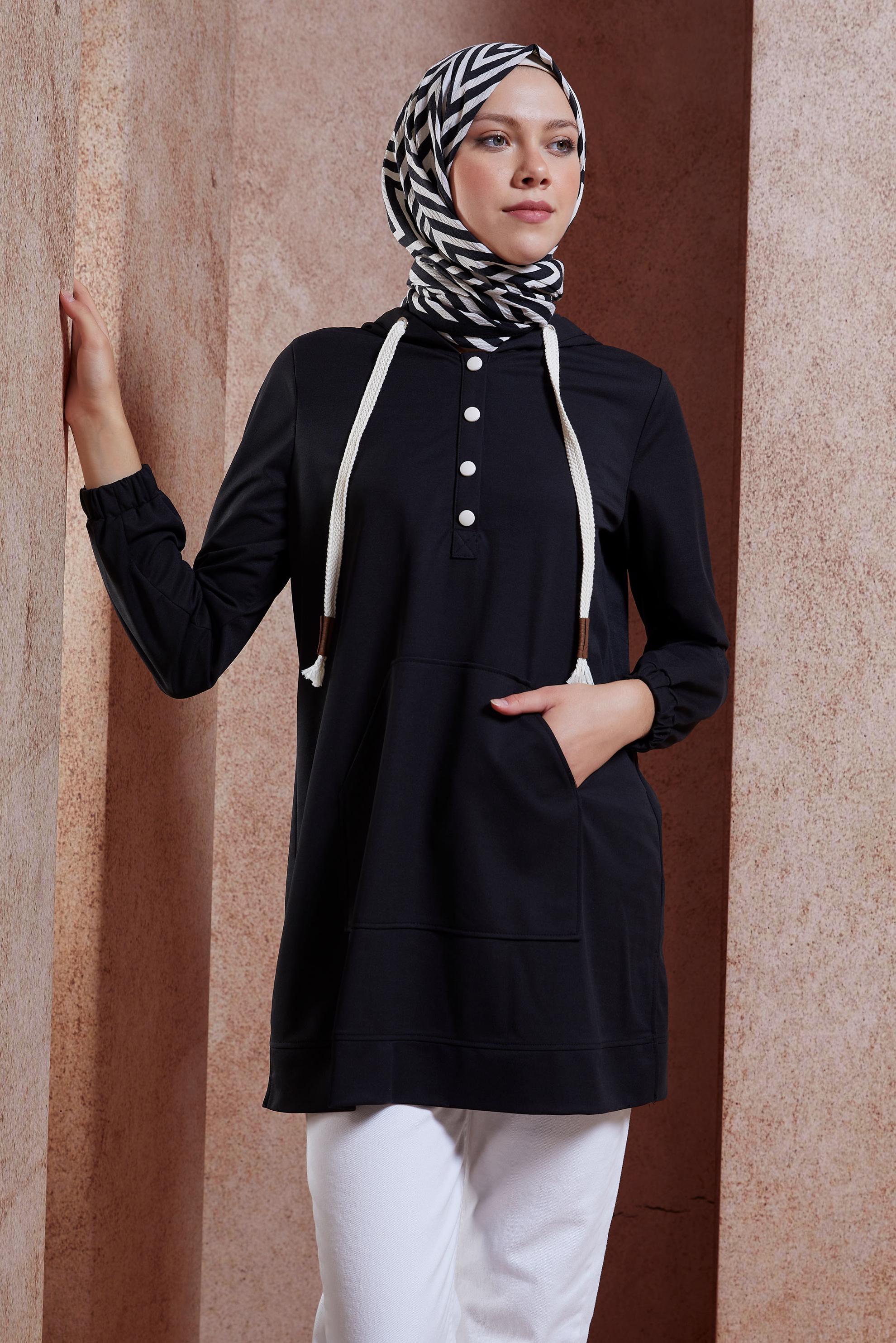 Tesettür giyim SİYAH KAPÜŞONLU EŞOFMAN TUNİK 44768