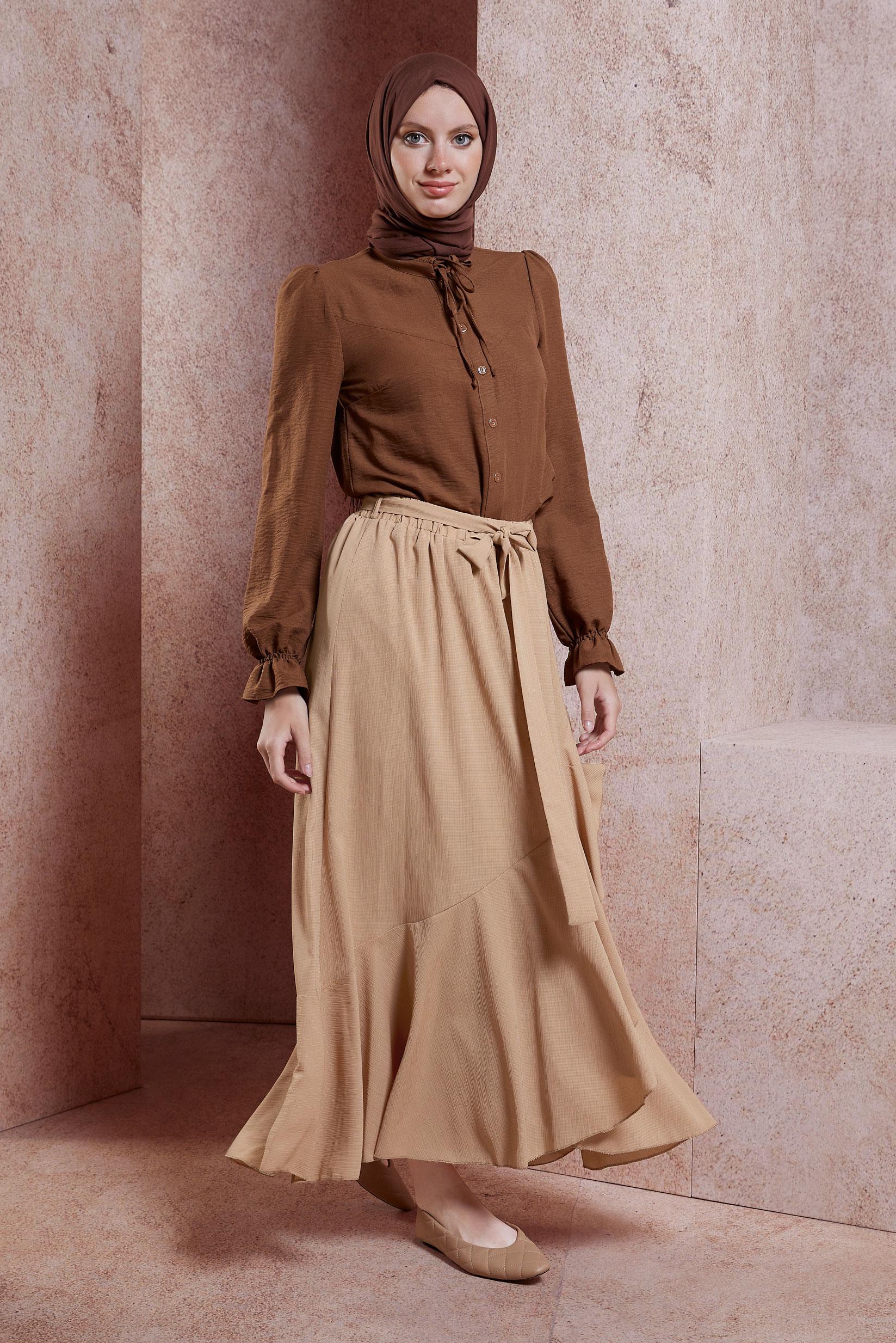 Tesettür giyim BEJ KUŞAKLI VOLANLI ETEK 60574