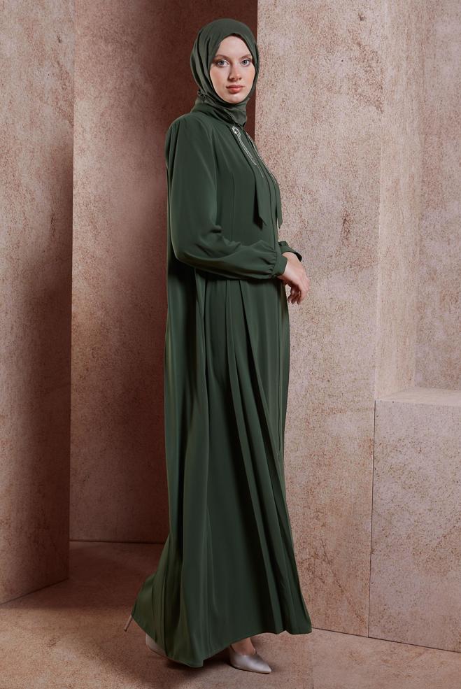Vêtements hijab KAKI ABAYA DÉTAILLÉE DE GEMMES 80106 - ALVİNA