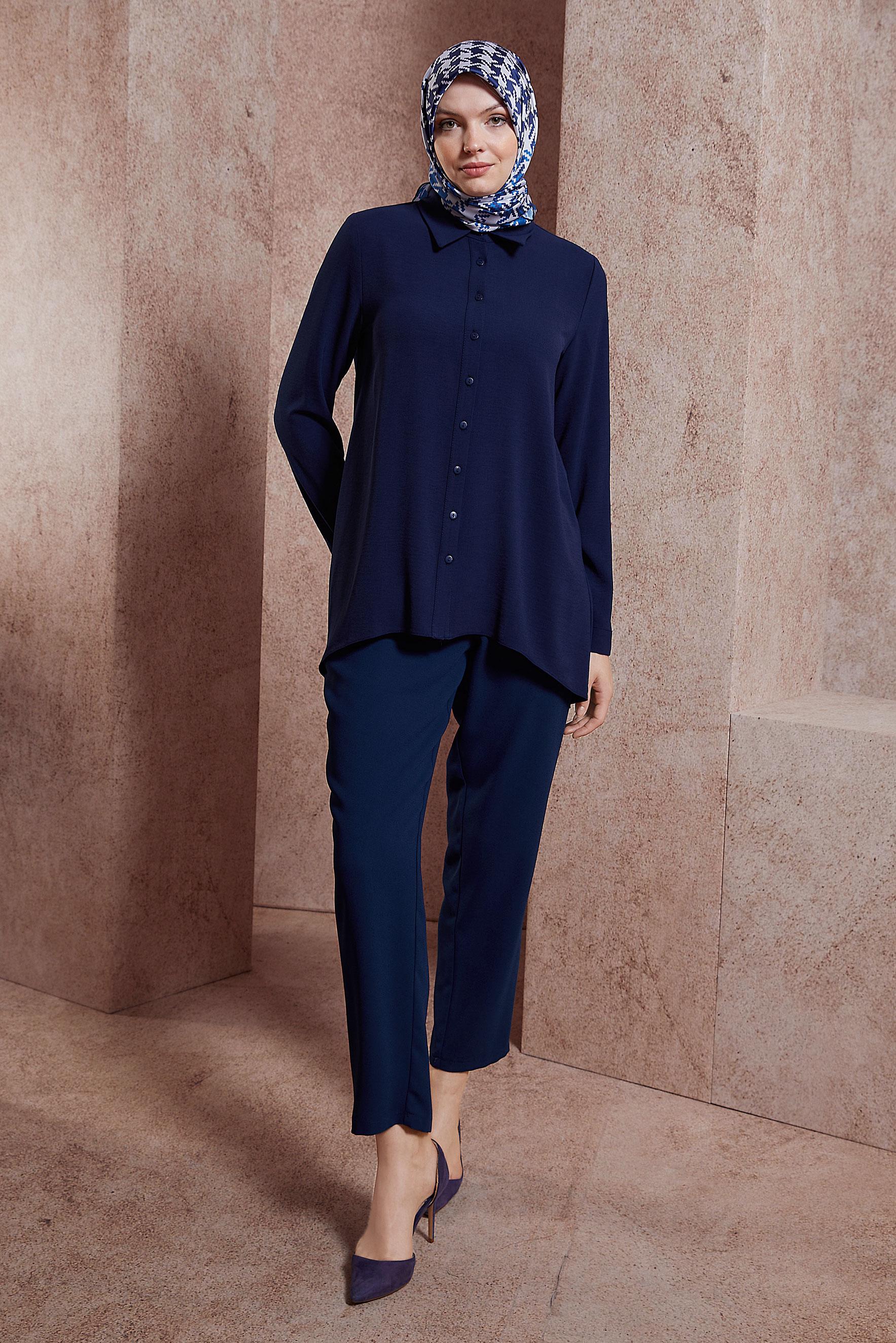 Tesettür giyim LACİVERT KEMERLİ HAVUÇ KESİM PANTOLON 70560