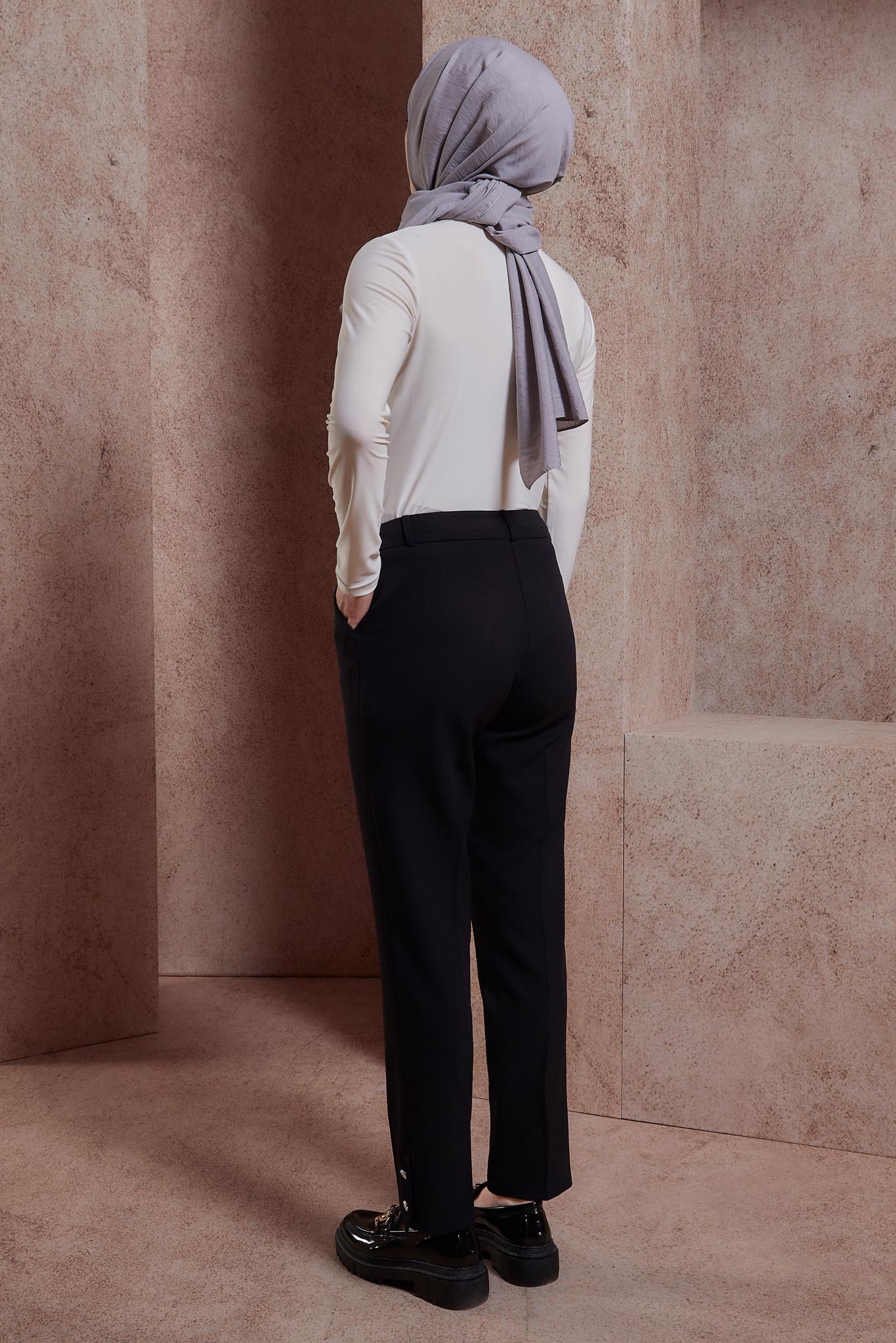 Vêtements hijab NOIR PANTALON AVEC DÉTAIL BOUTONS 70703