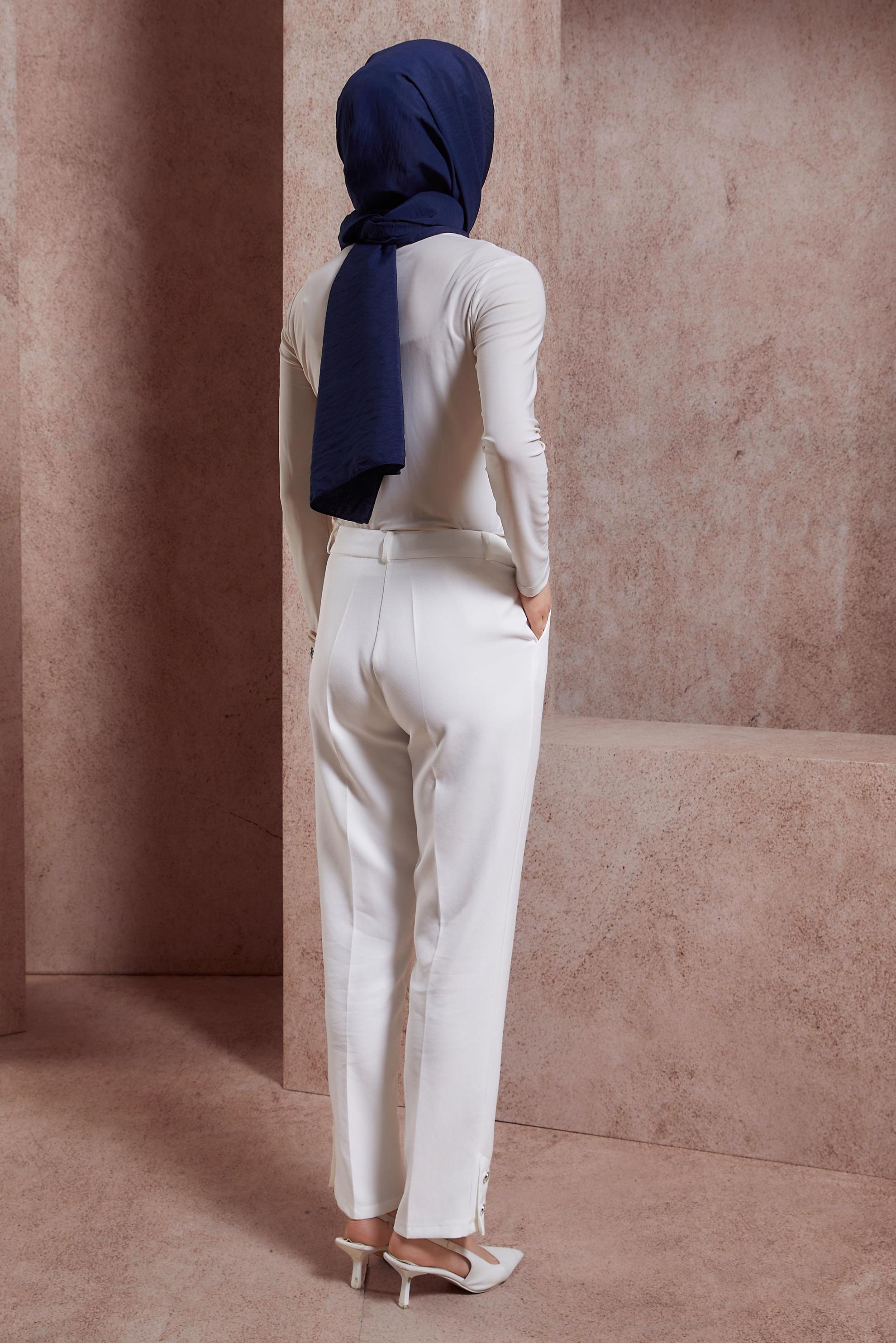 Vêtements hijab BLANC PANTALON AVEC DÉTAIL BOUTONS 70703