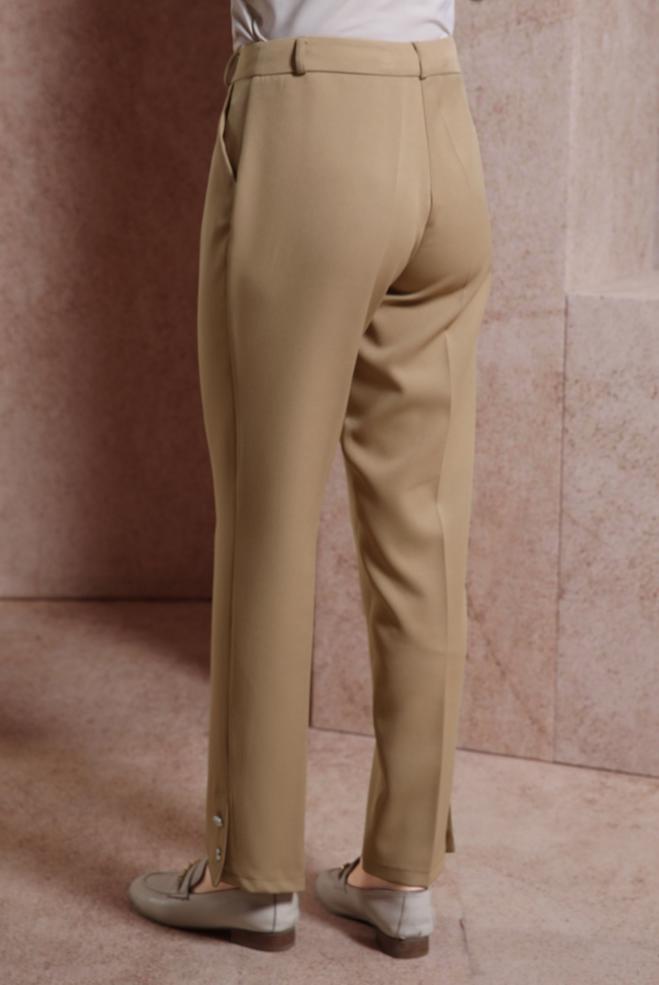 Tesettür giyim KUM DÜĞME DETAYLI PANTOLON 70703 - ALVİNA