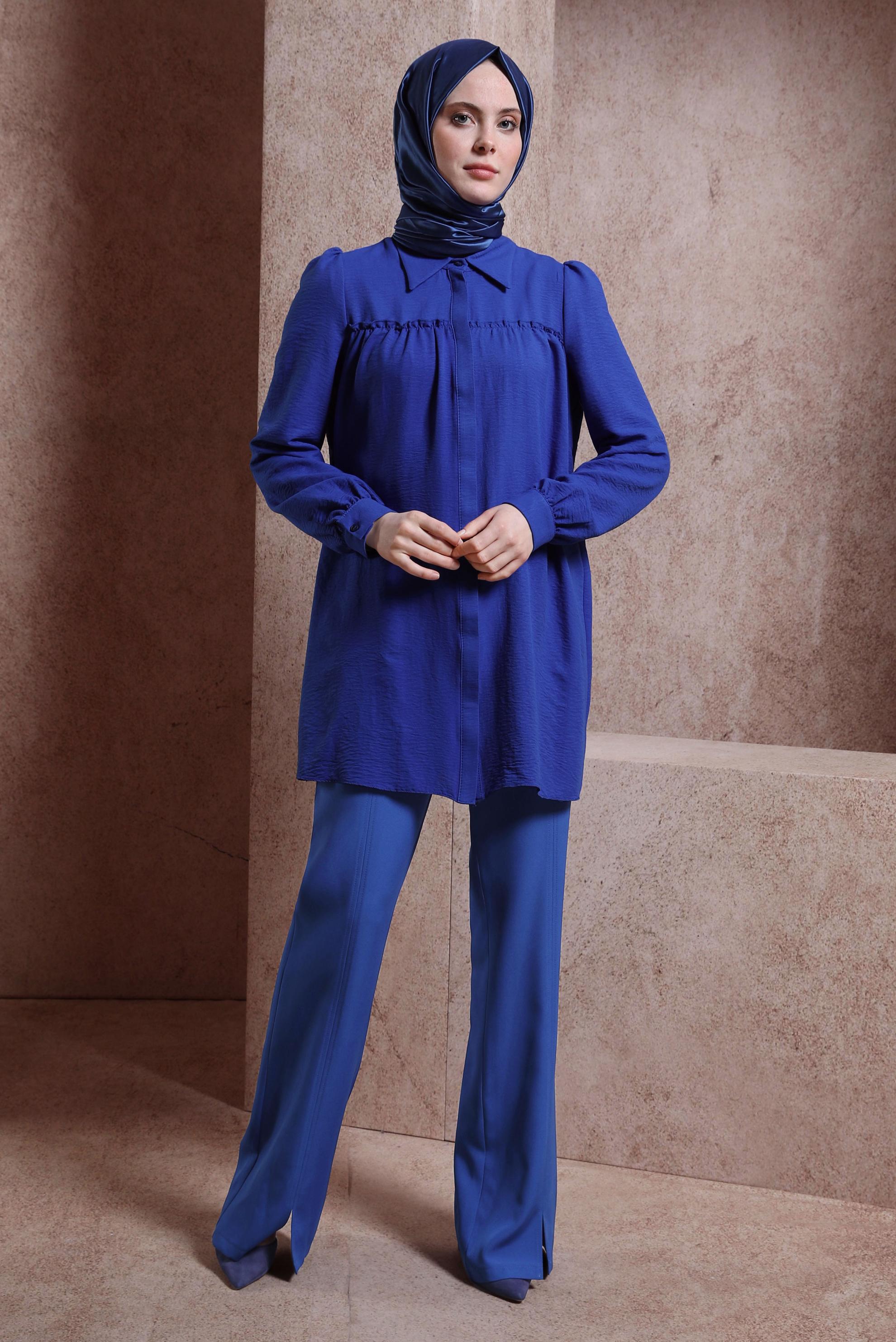 Tesettür giyim MAVİ YIRTMAÇ DETAYLI PANTOLON 70716