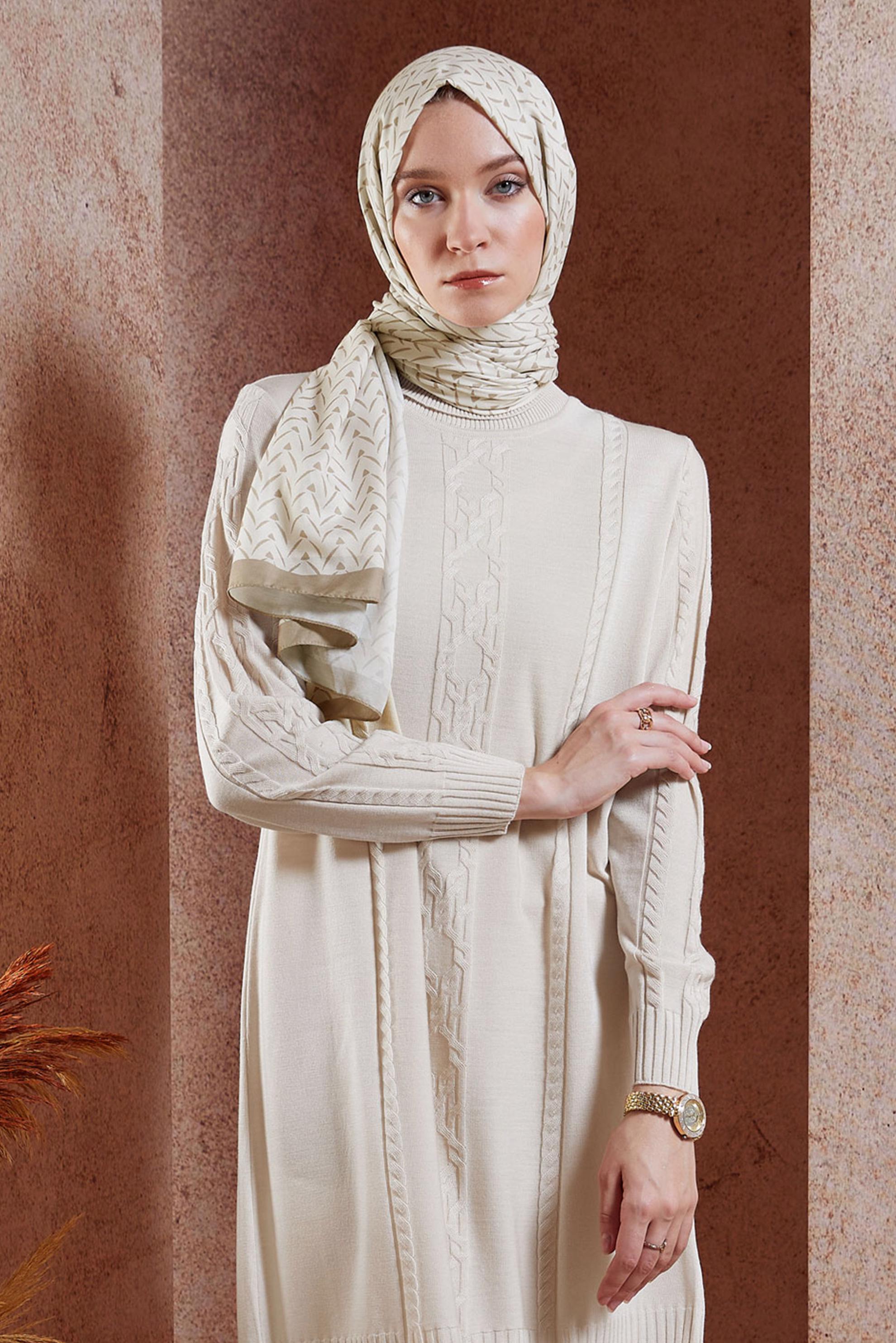 Vêtements hijab BEIGE CHÂLE À MOTIFS ALVINA 1005