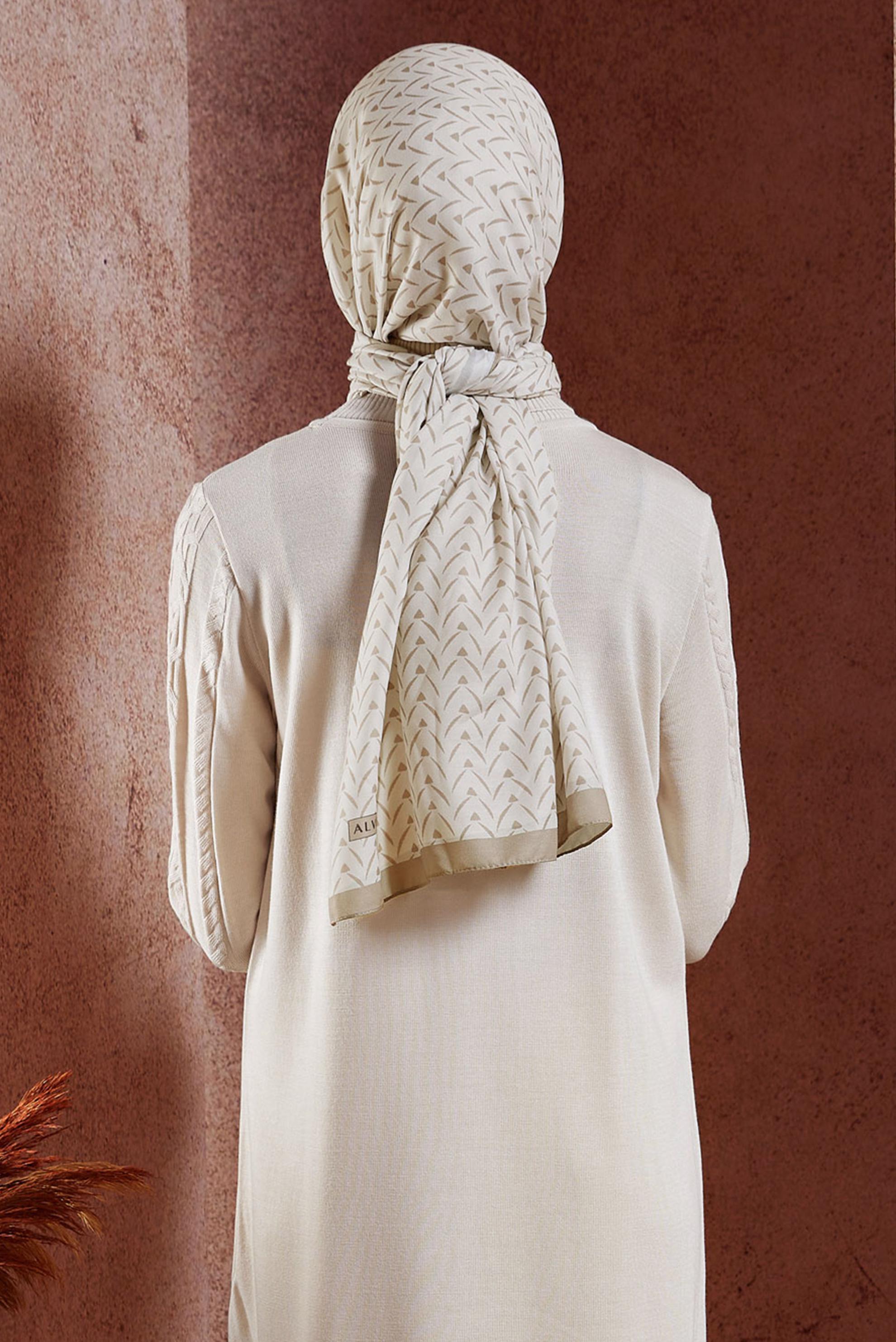 Vêtements hijab BEIGE CHÂLE À MOTIFS ALVINA 1005