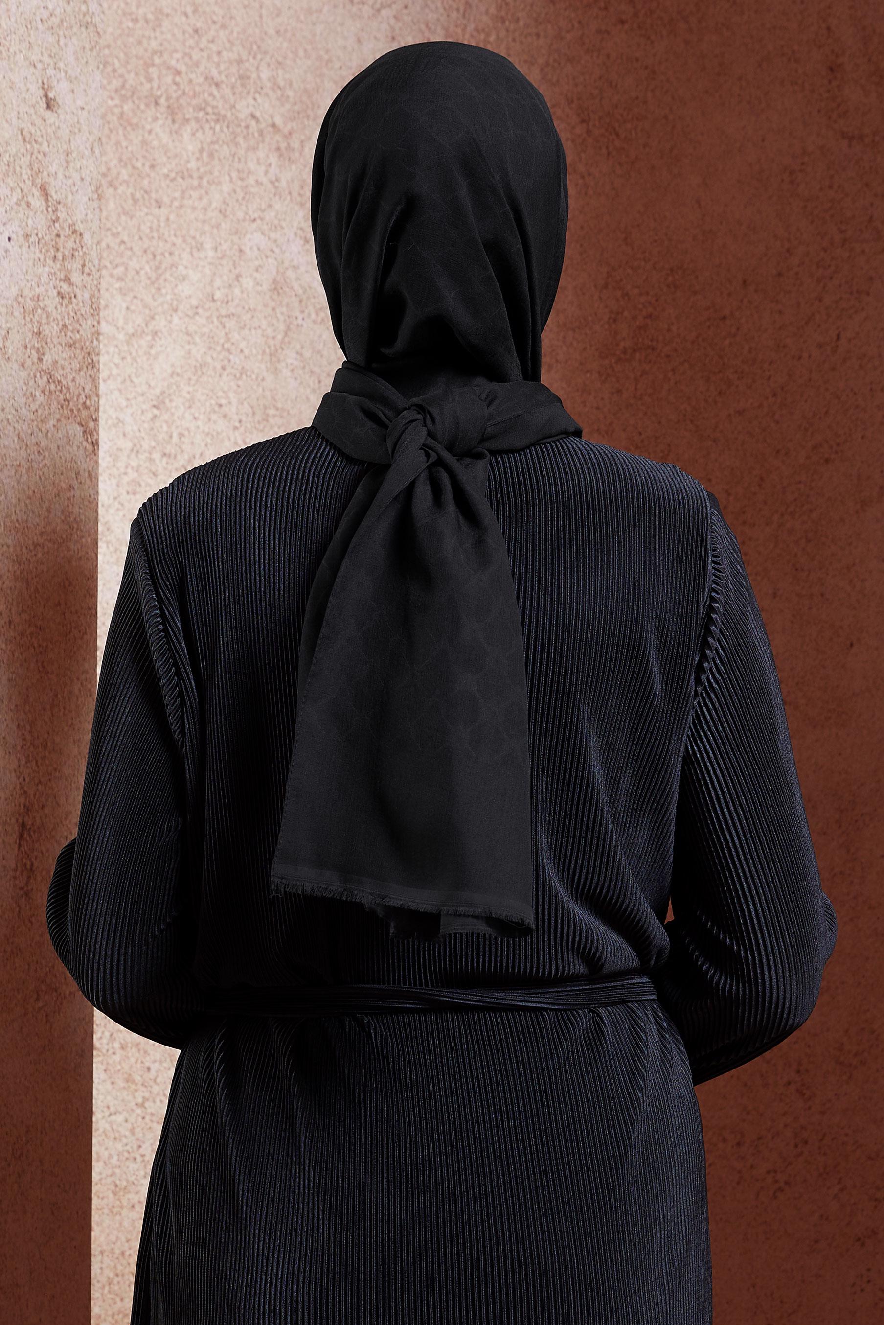 Tesettür giyim SİYAH ALVİNA MONOGRAM ŞAL 3100