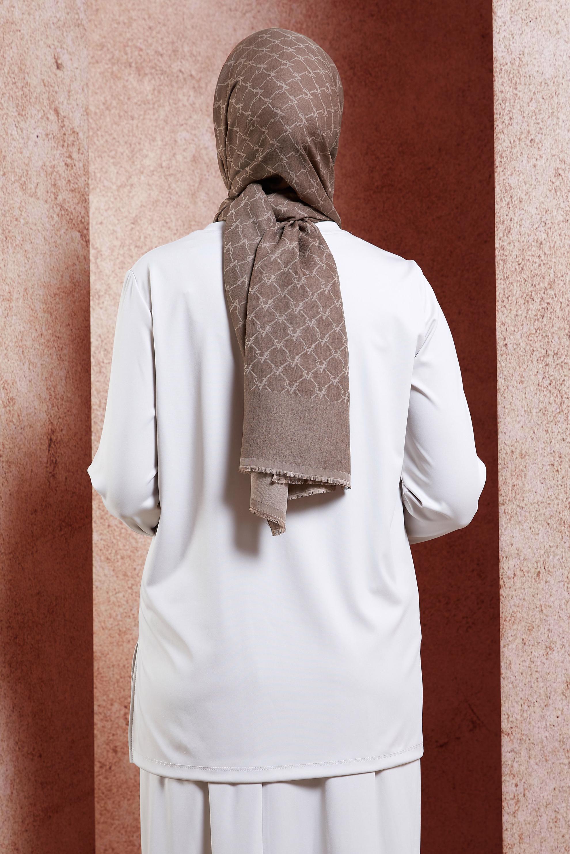 Tesettür giyim KAHVE ALVİNA MONOGRAM ŞAL 3100