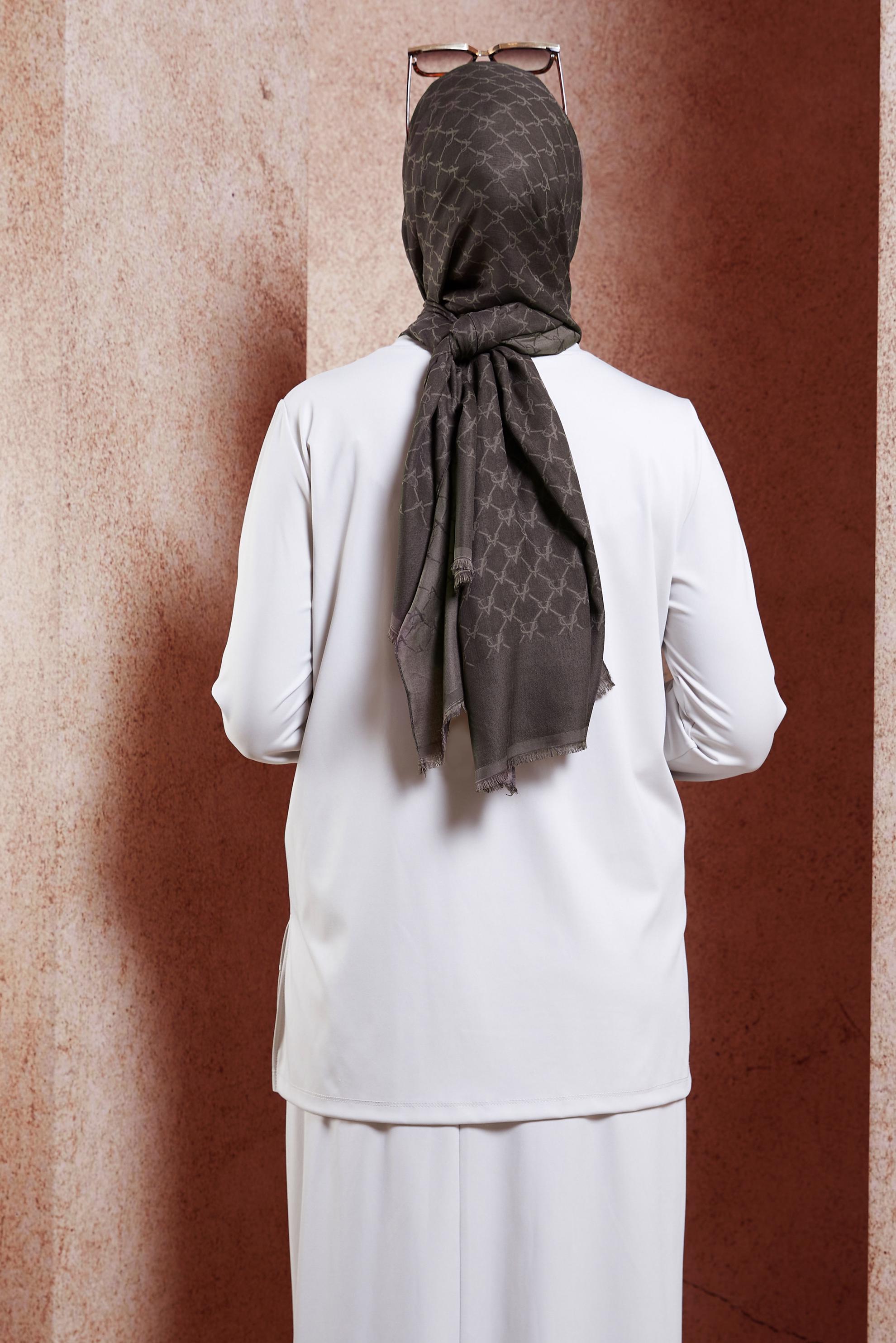 Tesettür giyim KAHVE ALVİNA MONOGRAM ŞAL 3100