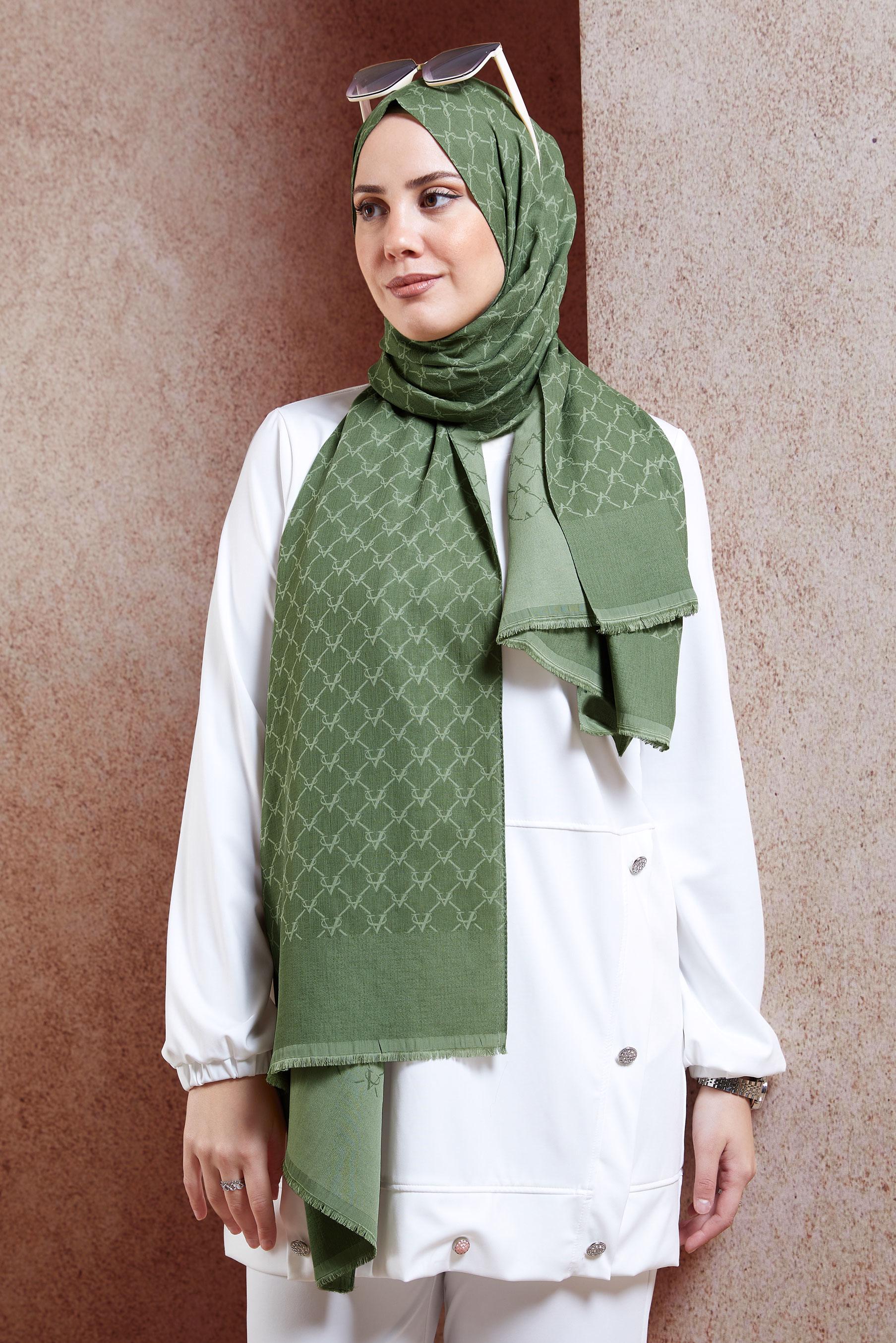 Tesettür giyim YEŞİL ALVİNA MONOGRAM ŞAL 3100