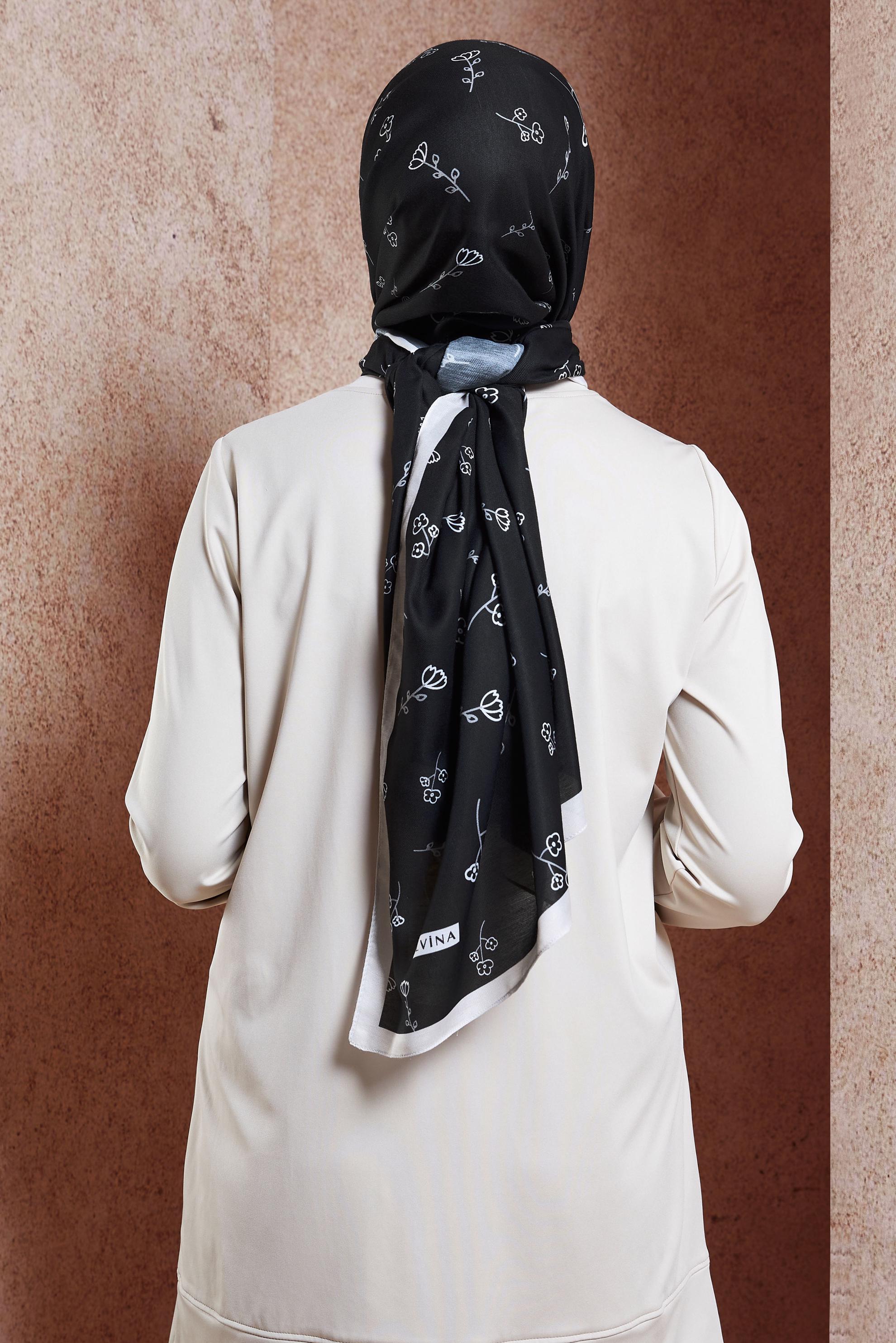 Tesettür giyim SİYAH ALVİNA ÇİÇEK DESENLİ ŞAL 7469