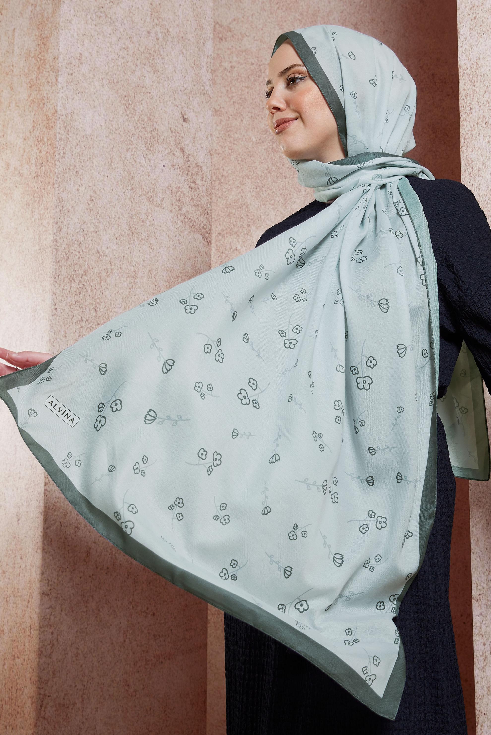 Tesettür giyim GÜMÜŞ ALVİNA ÇİÇEK DESENLİ ŞAL 7469