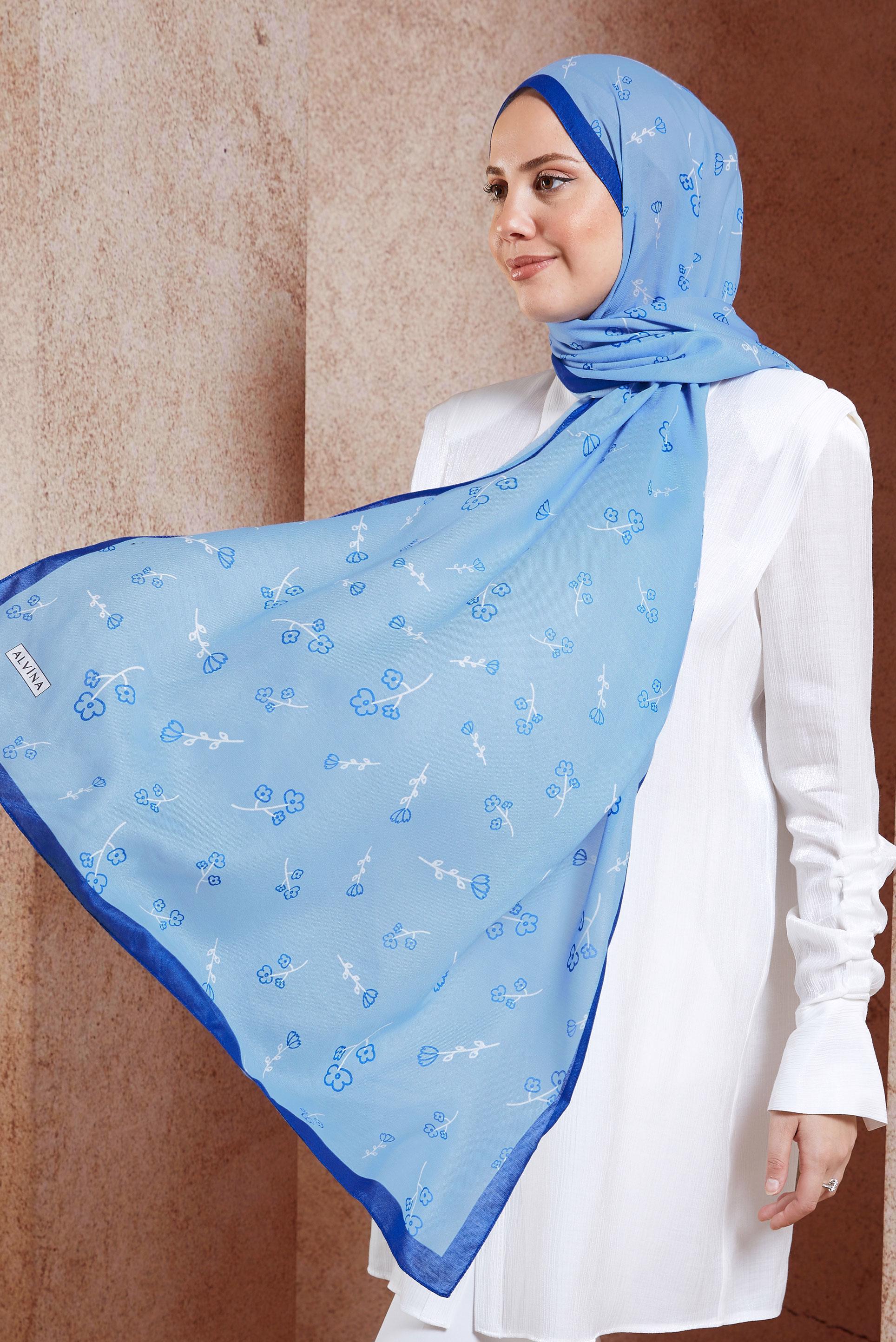 Vêtements hijab BLEU CHÂLE À MOTIFS FLEURS ALVINA 7469