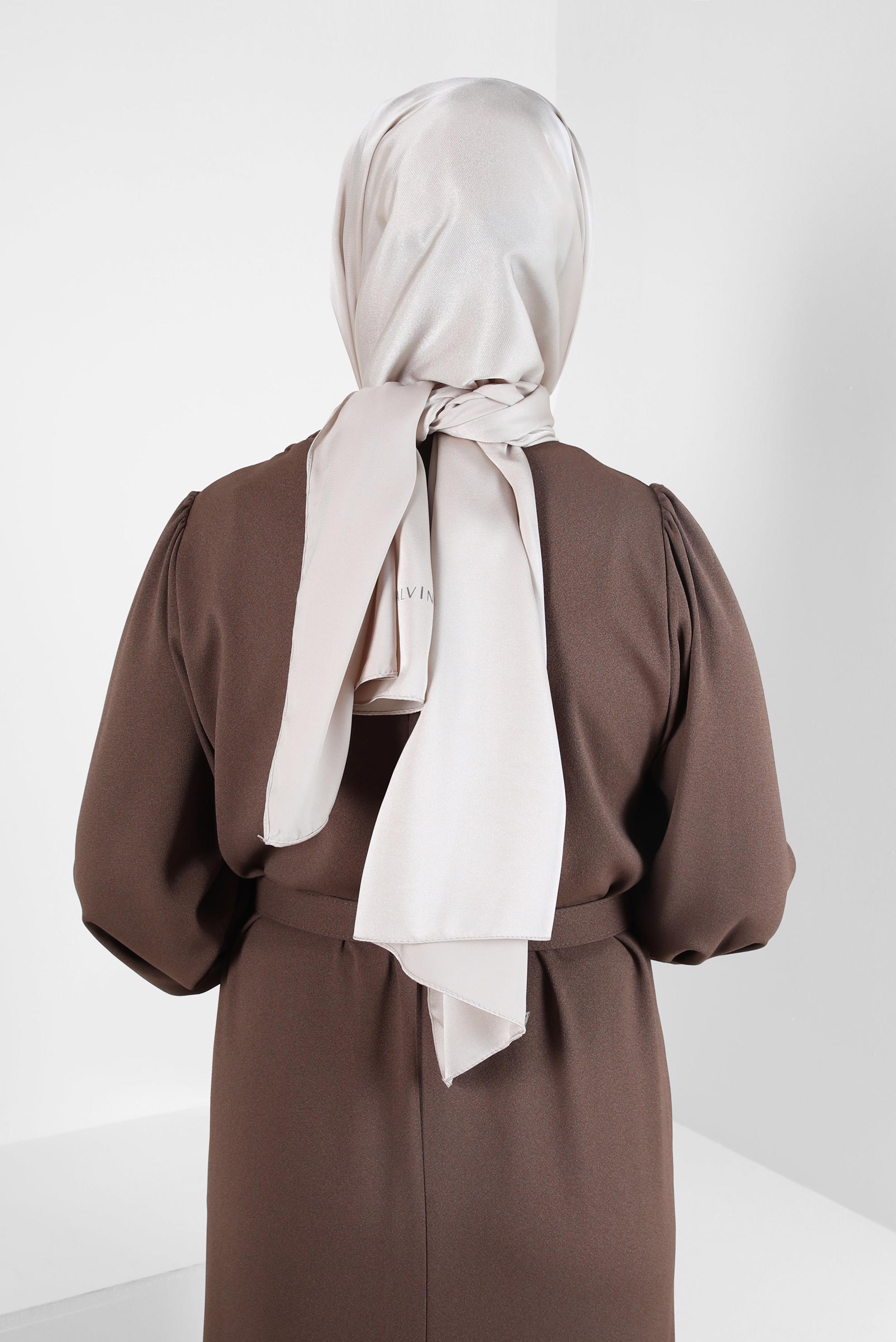 Tesettür giyim BEJ ALVİNA ŞAL 8401