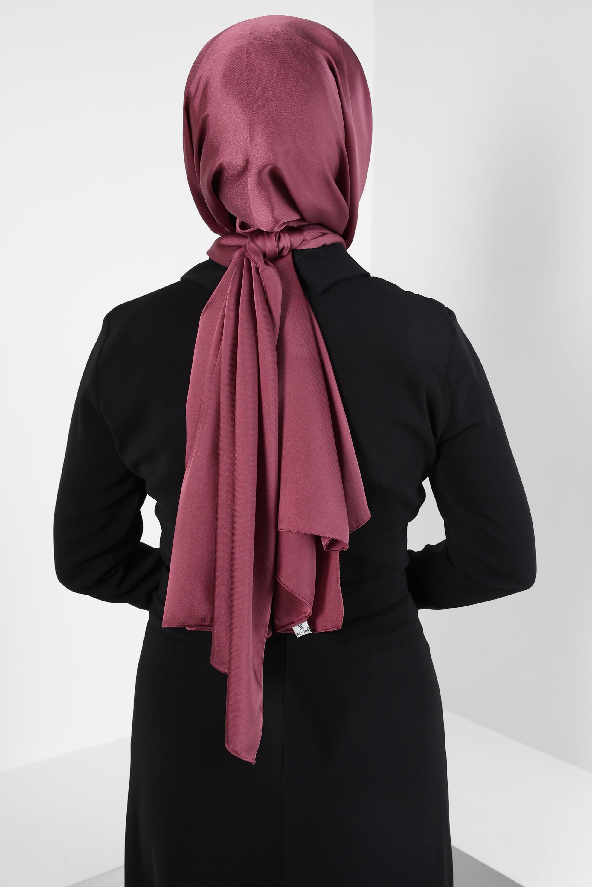 Tesettür giyim PEMBE ALVİNA ŞAL 8401